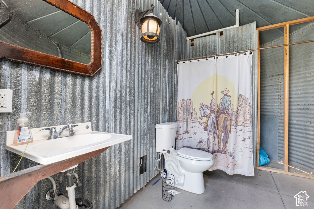 main property photo 34