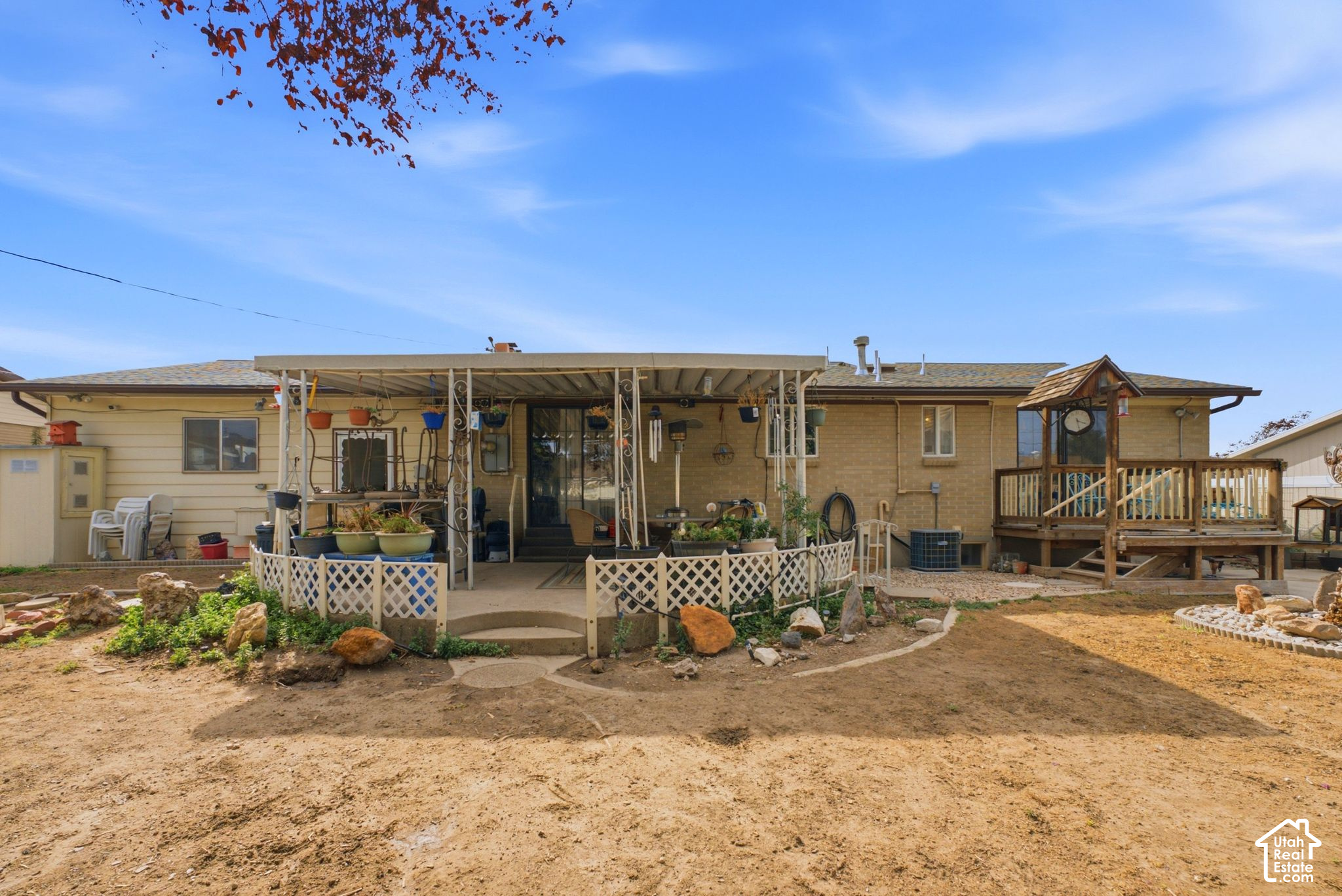 main property photo 22
