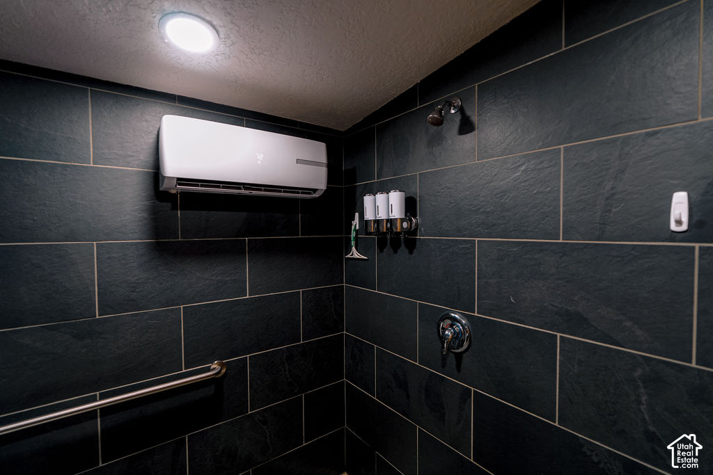 main property photo 74