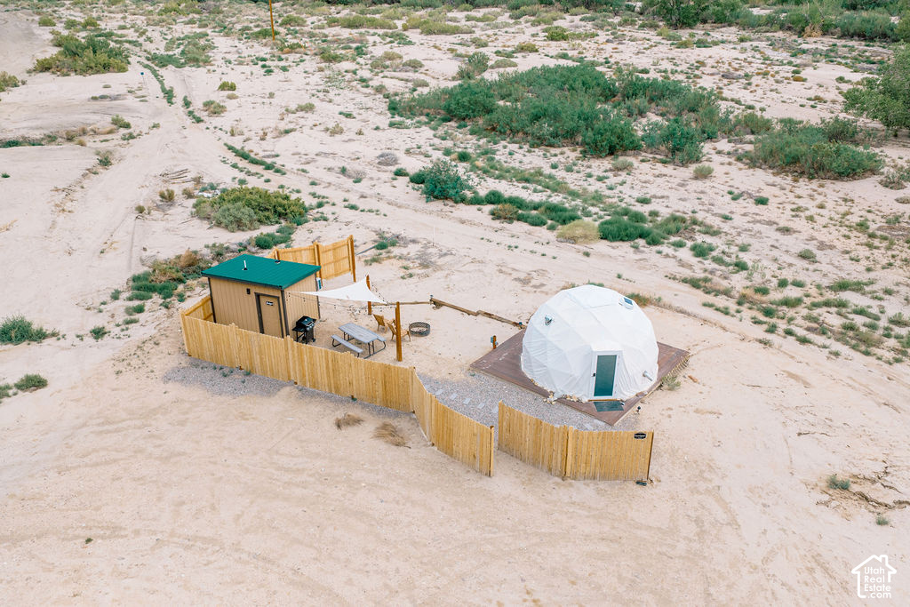 main property photo 17