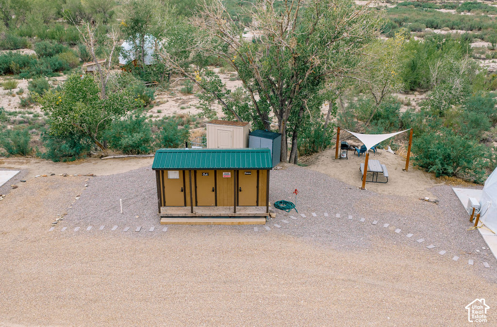 main property photo 19