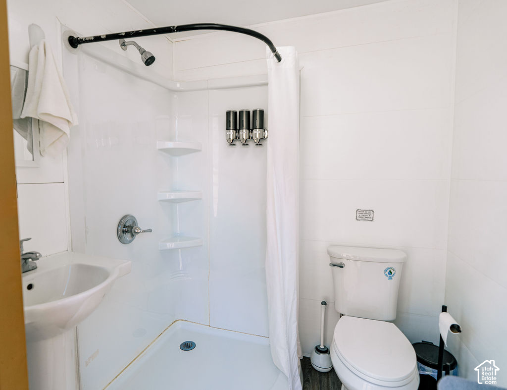 main property photo 49