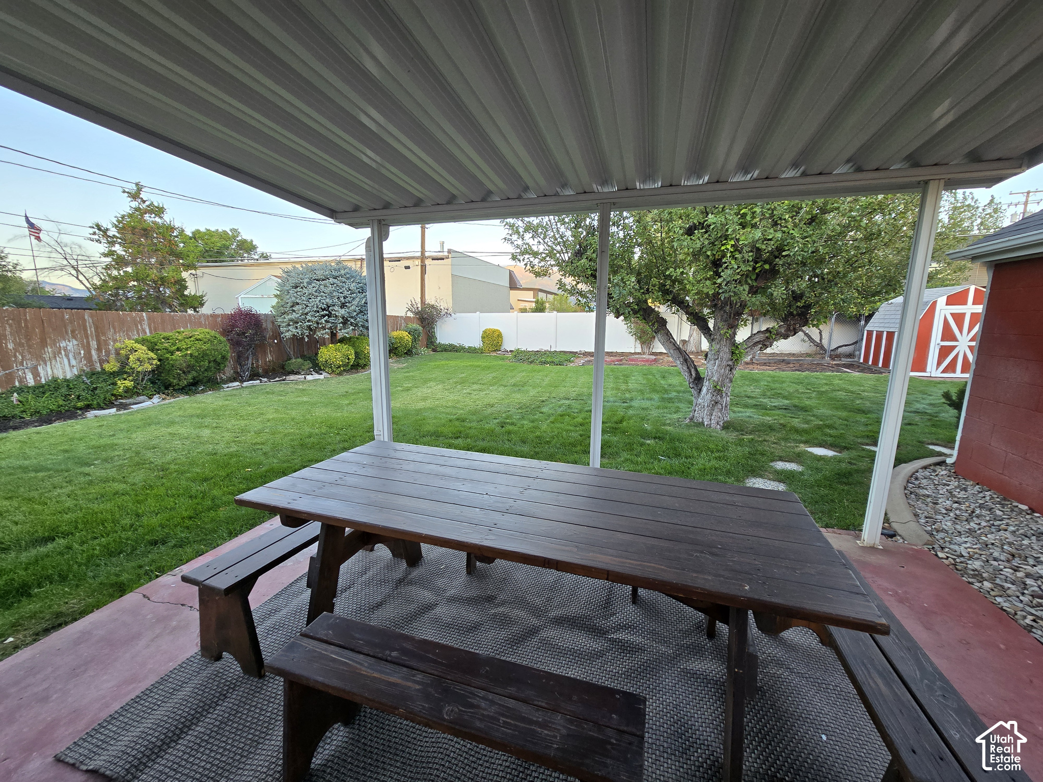 main property photo 22