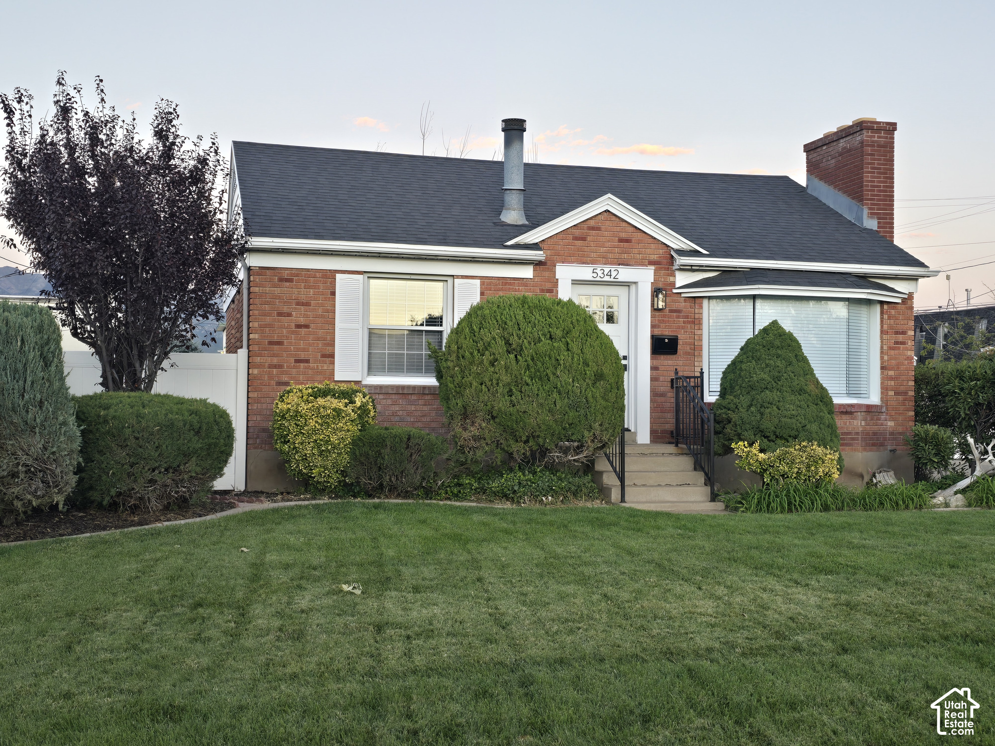 main property photo 25