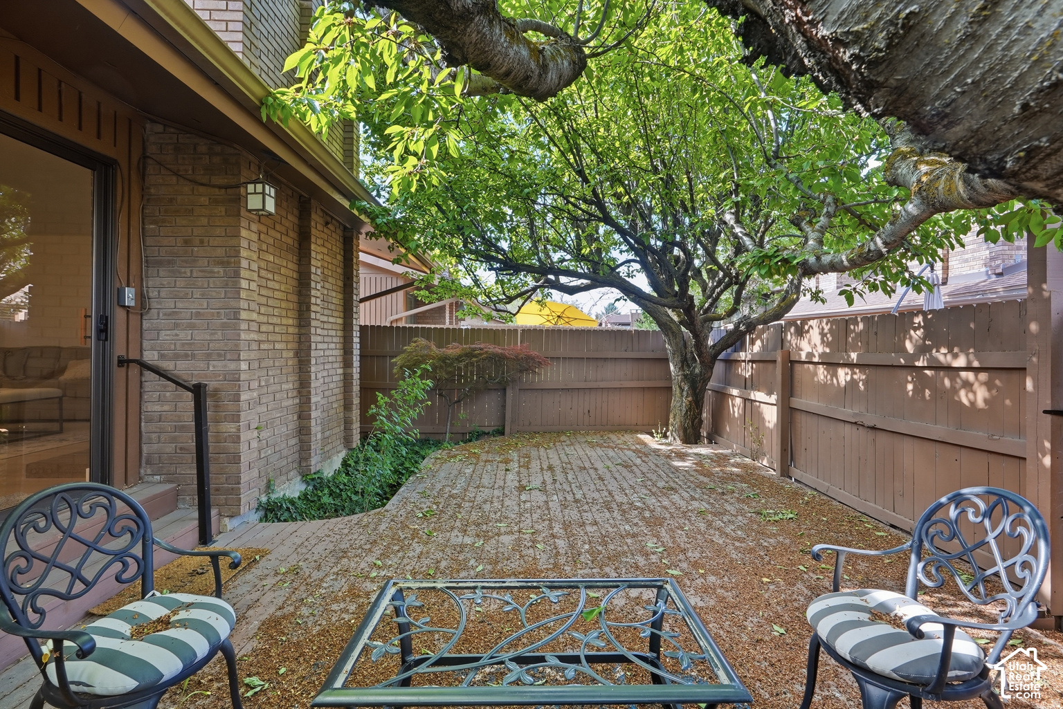 main property photo 19