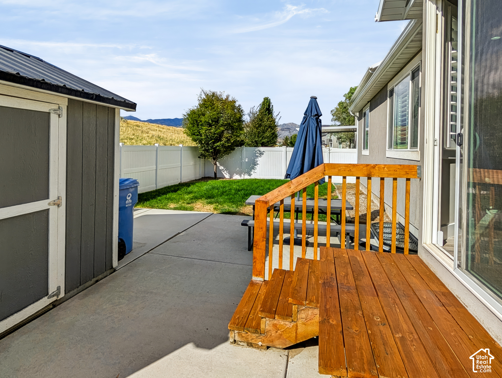 main property photo 19