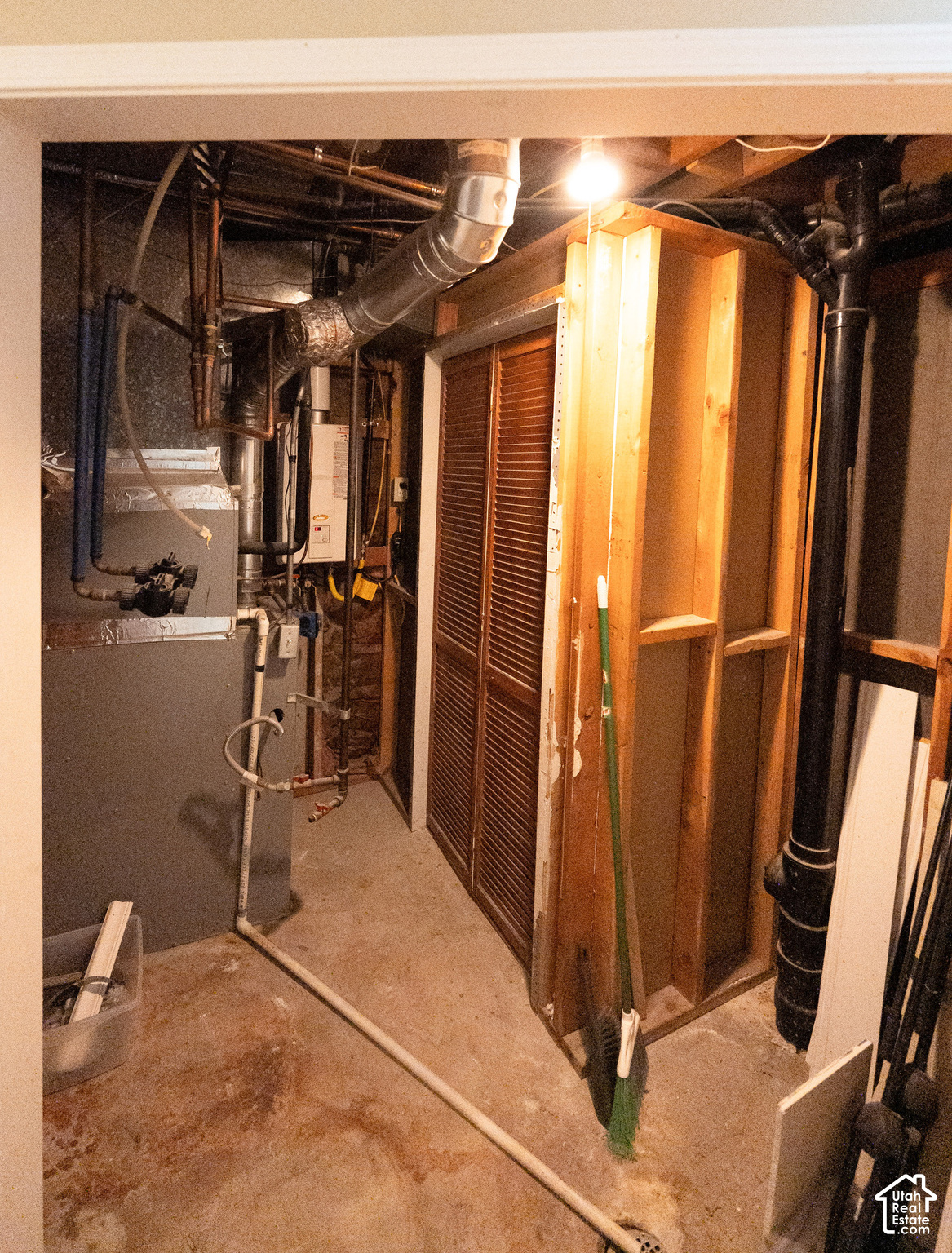 main property photo 46