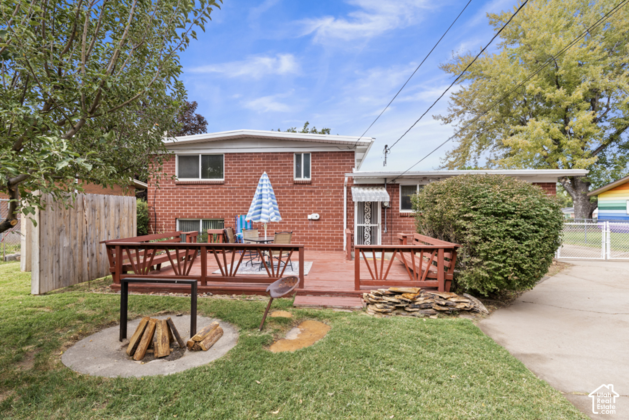main property photo 22