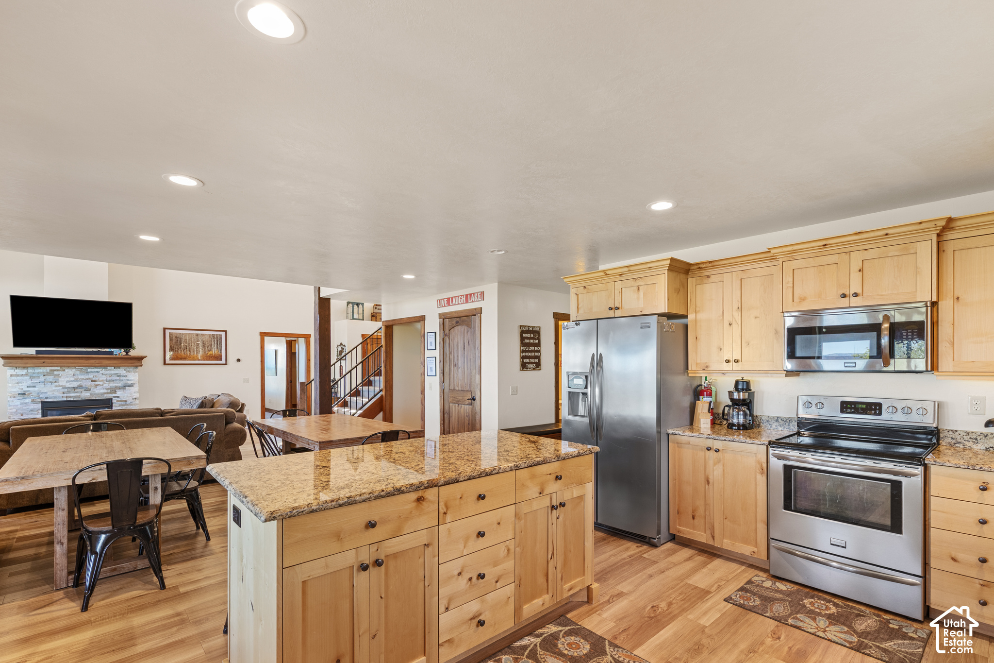 main property photo 21