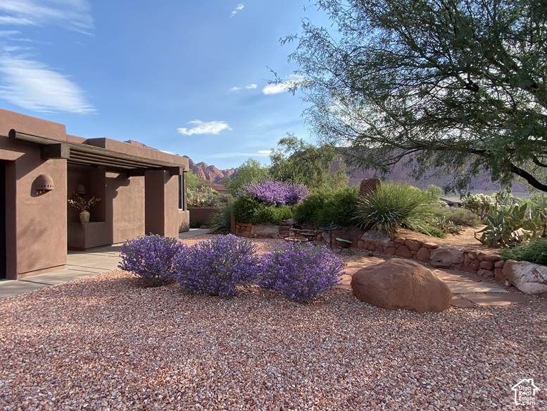 main property photo 32