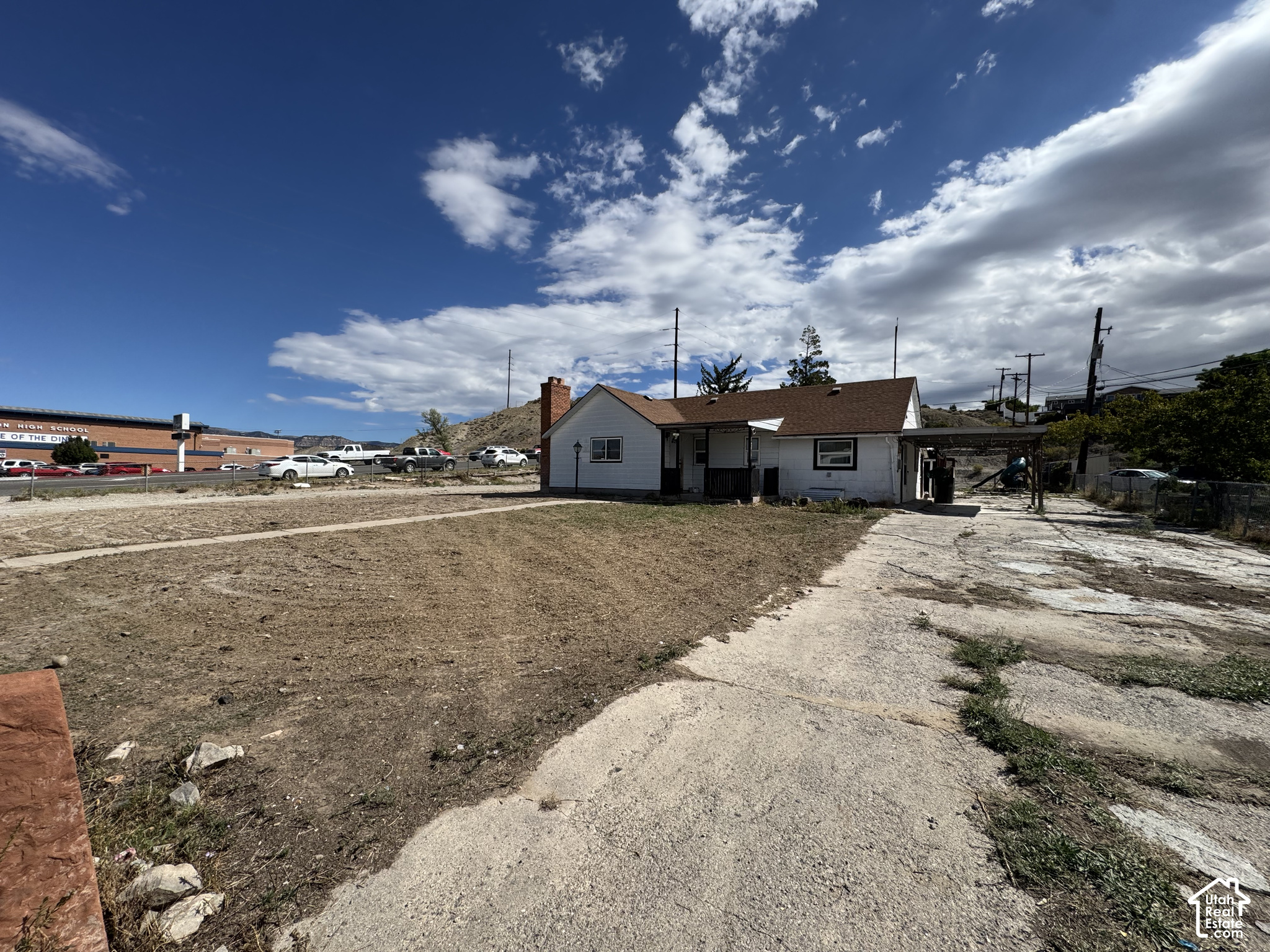 main property photo 24