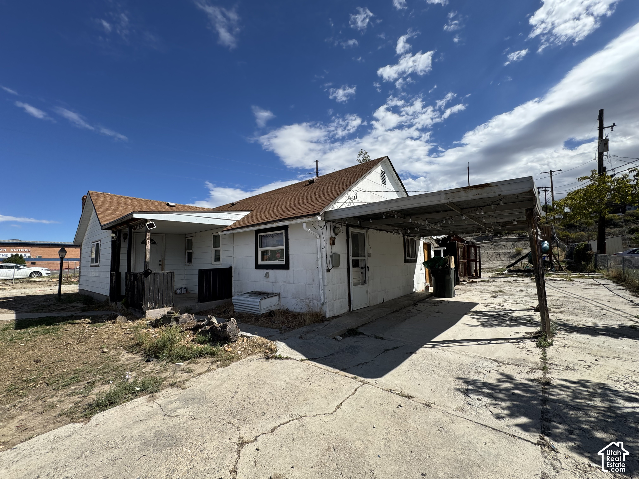 main property photo 26