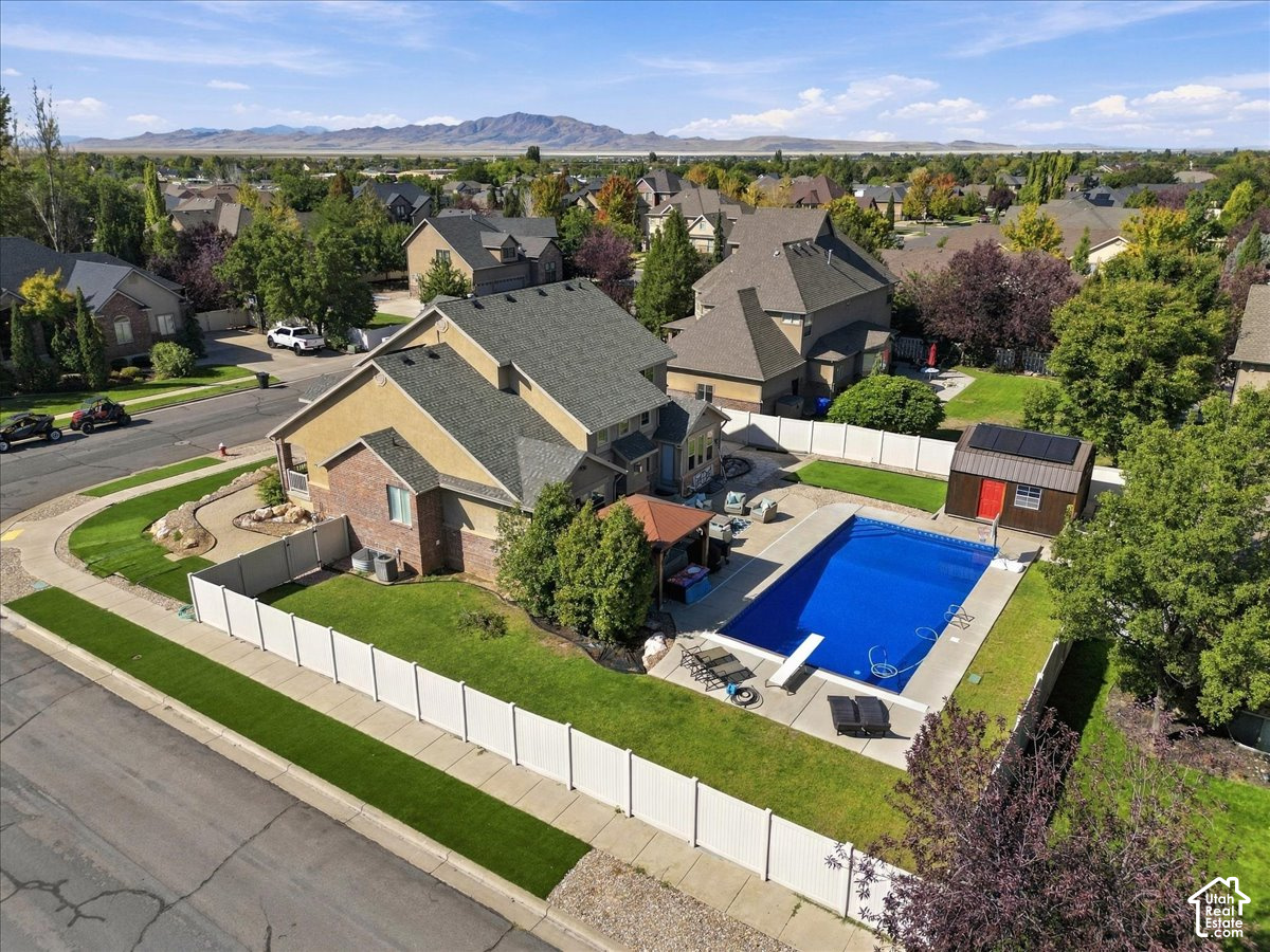 main property photo 54