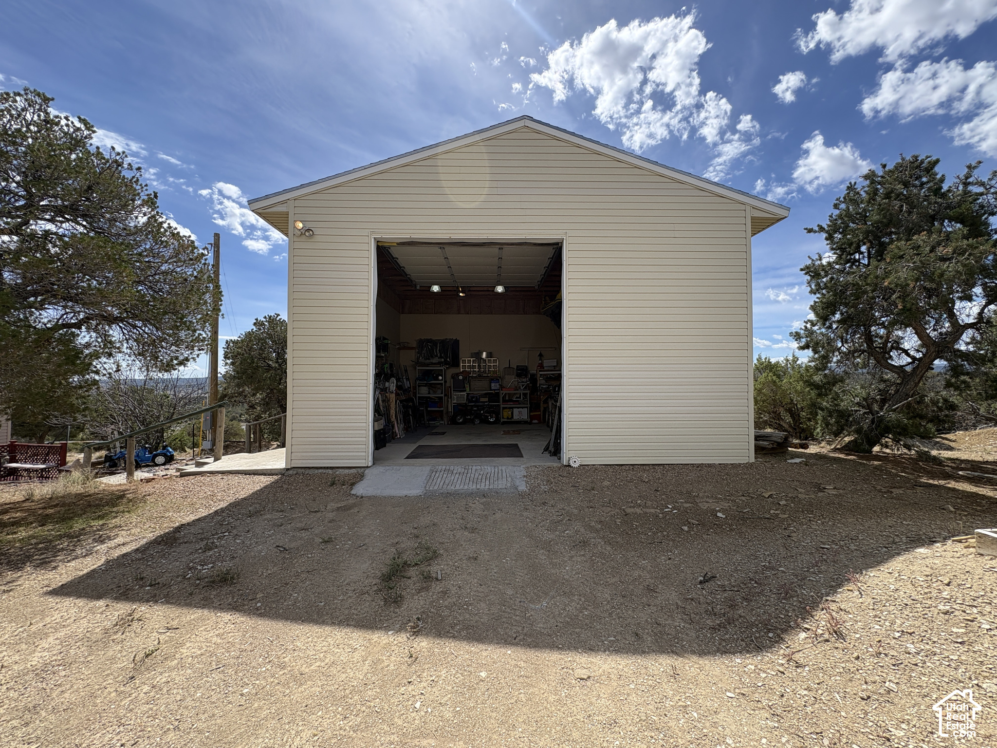 main property photo 42