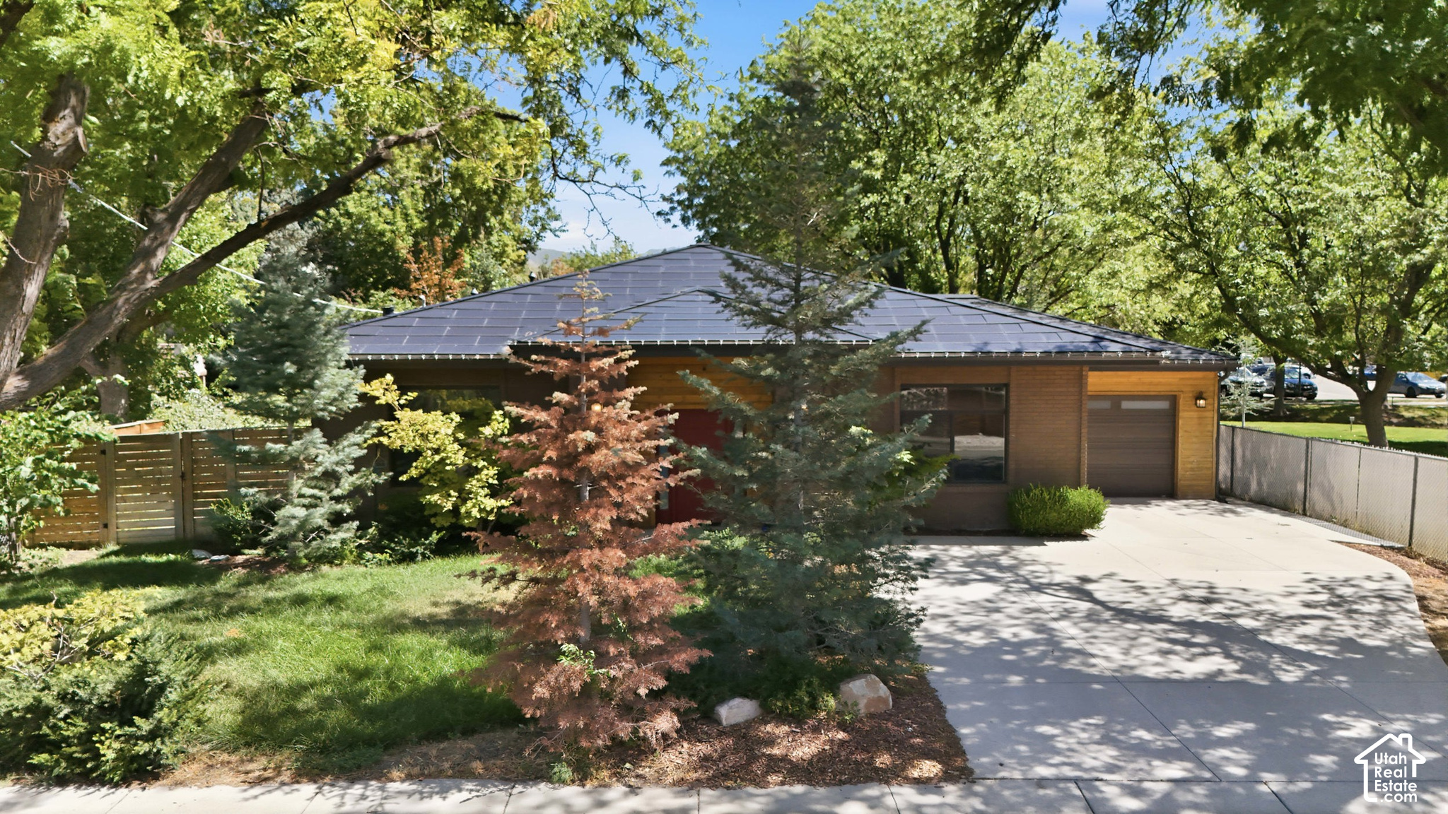 main property photo 56