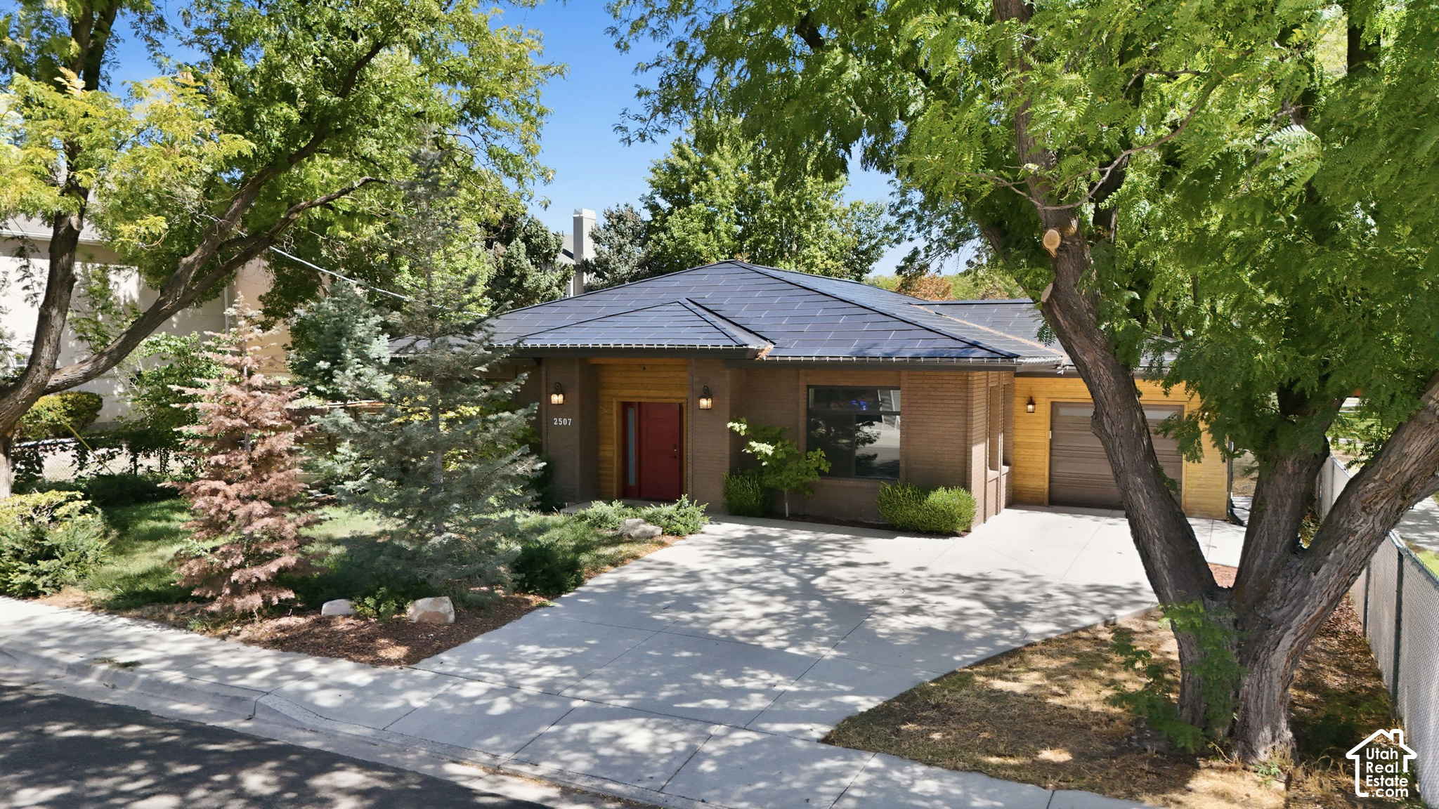 main property photo 57