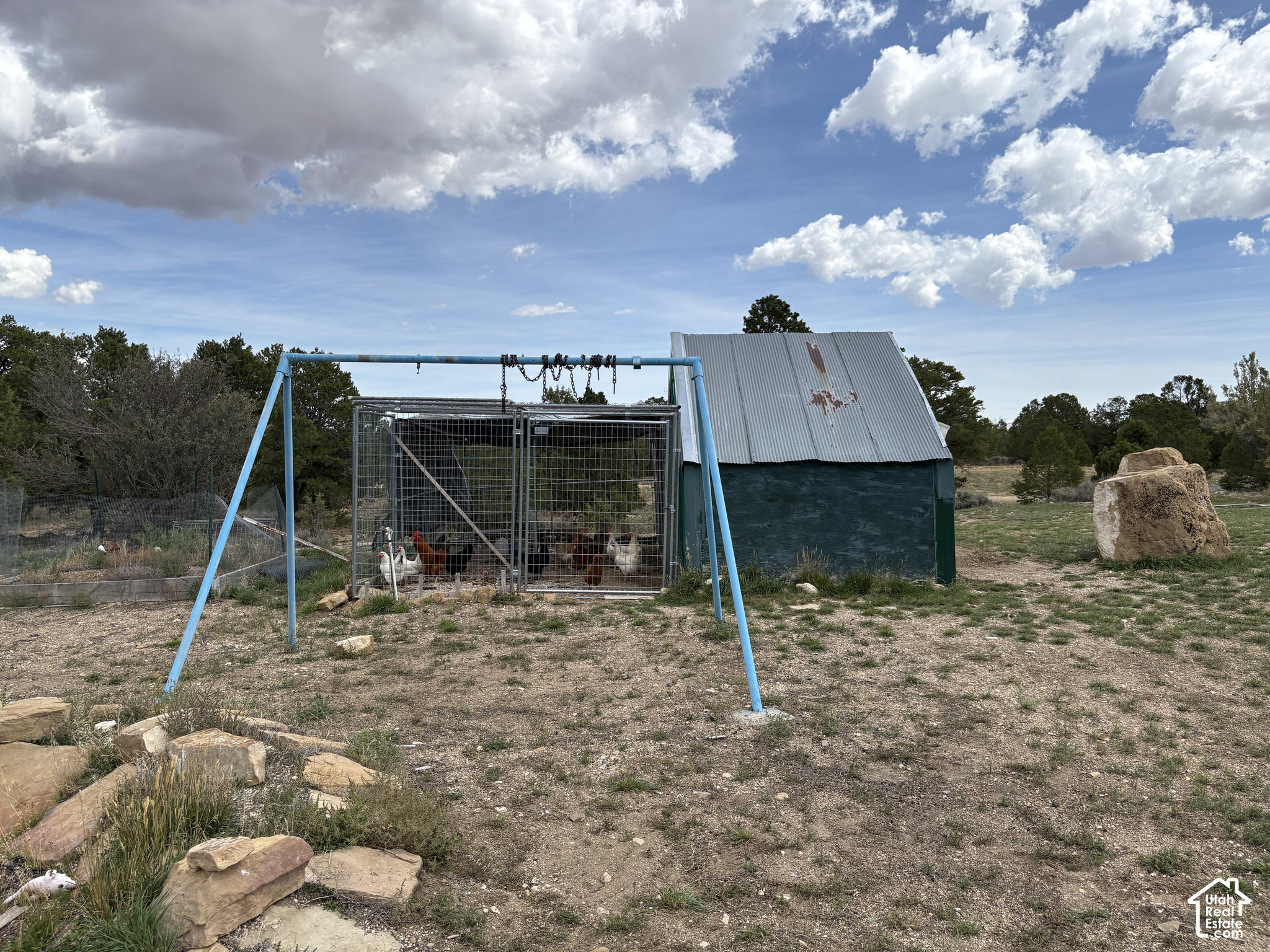 main property photo 38