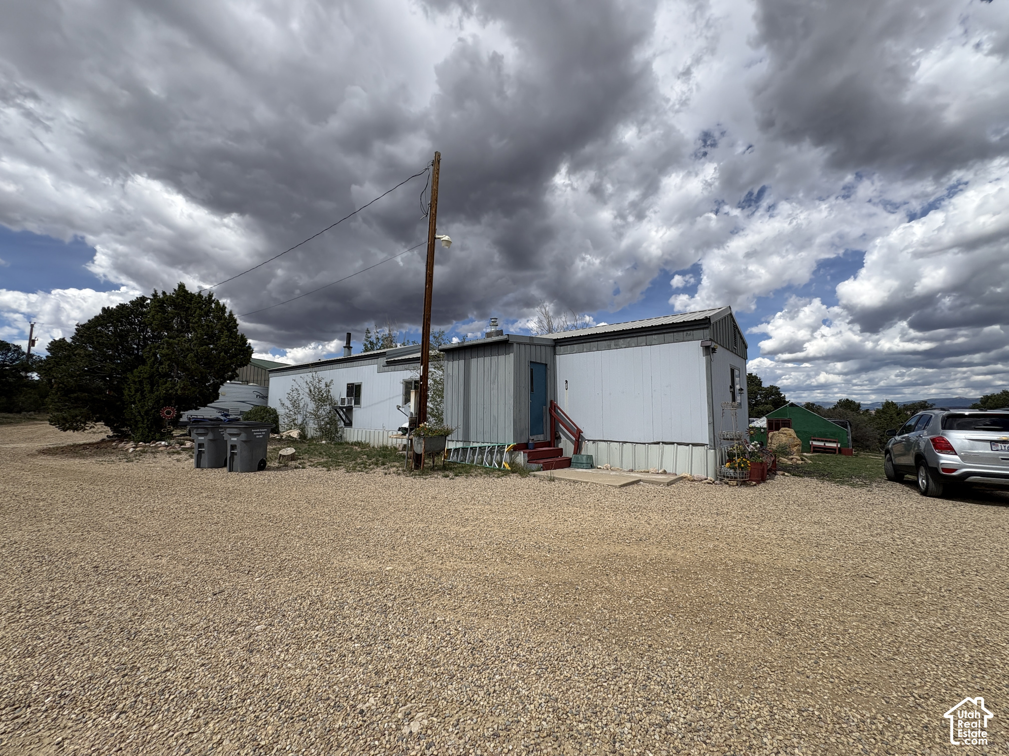 main property photo 47