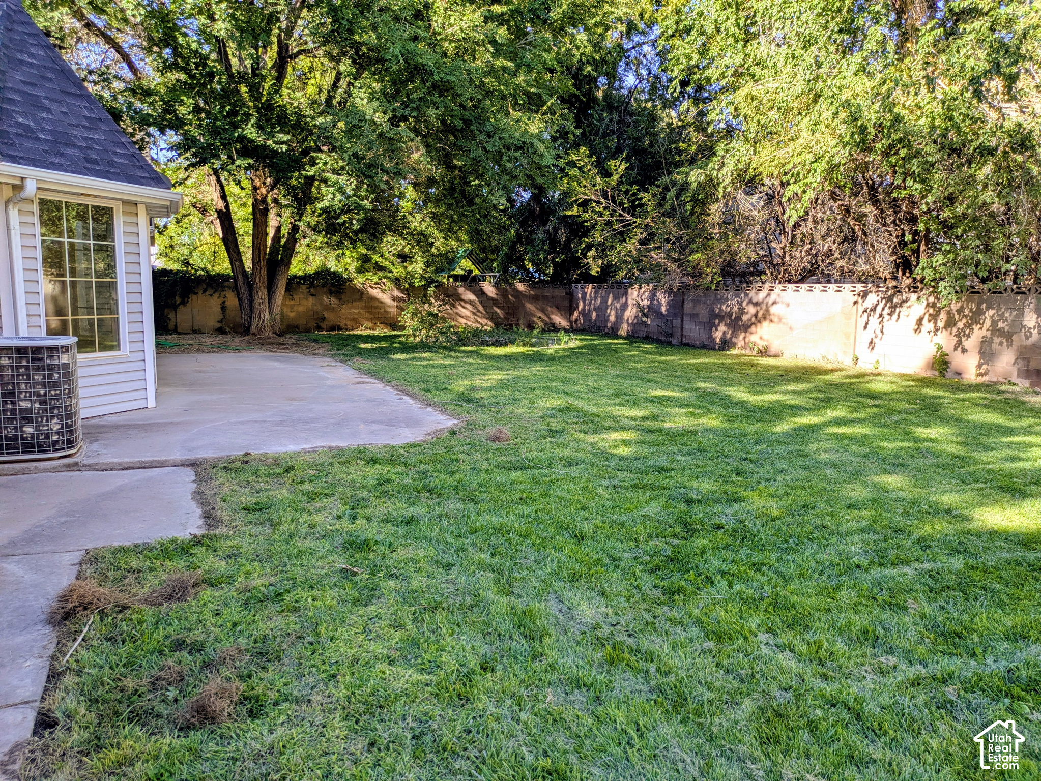 main property photo 7
