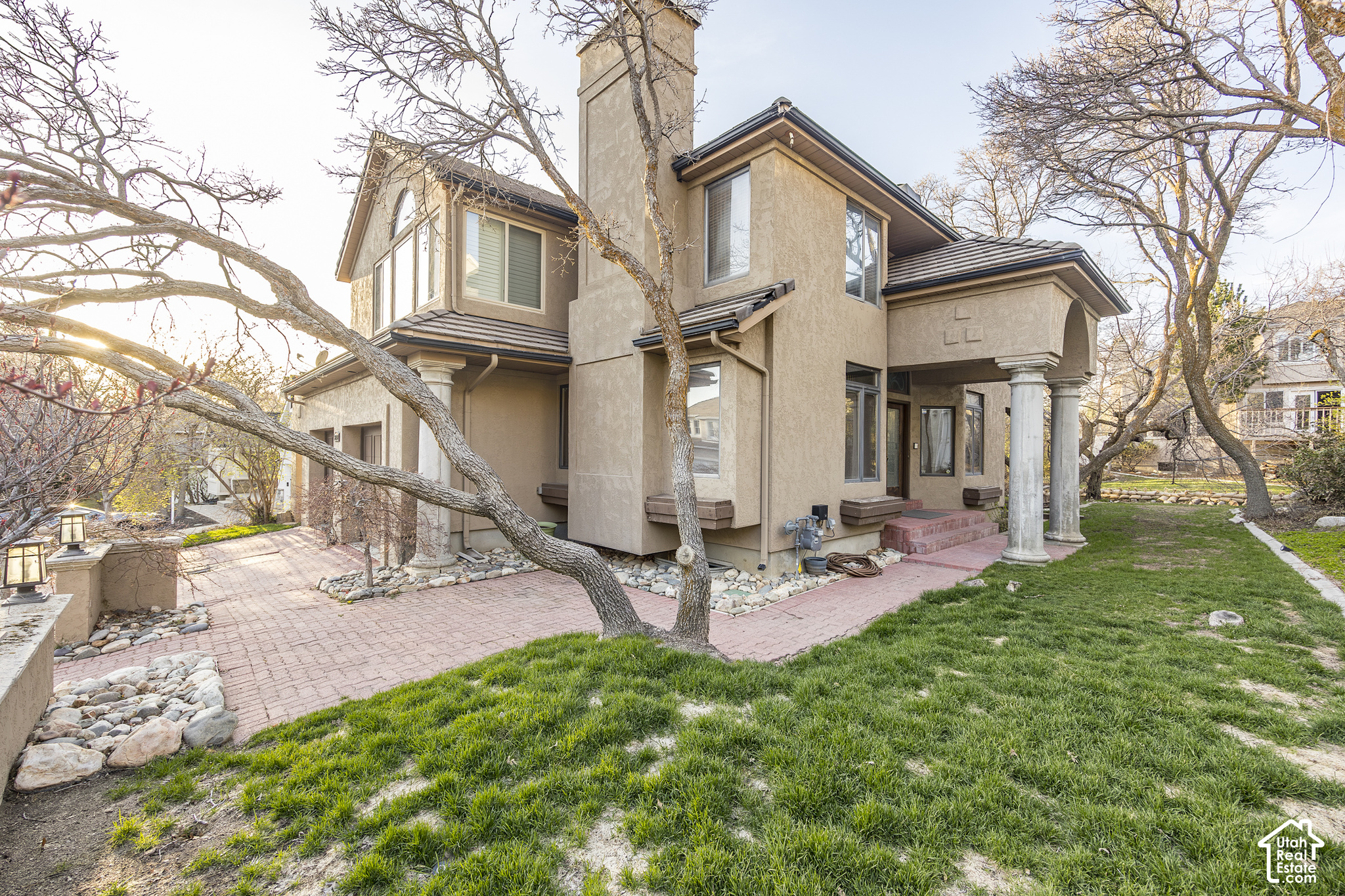 main property photo 41