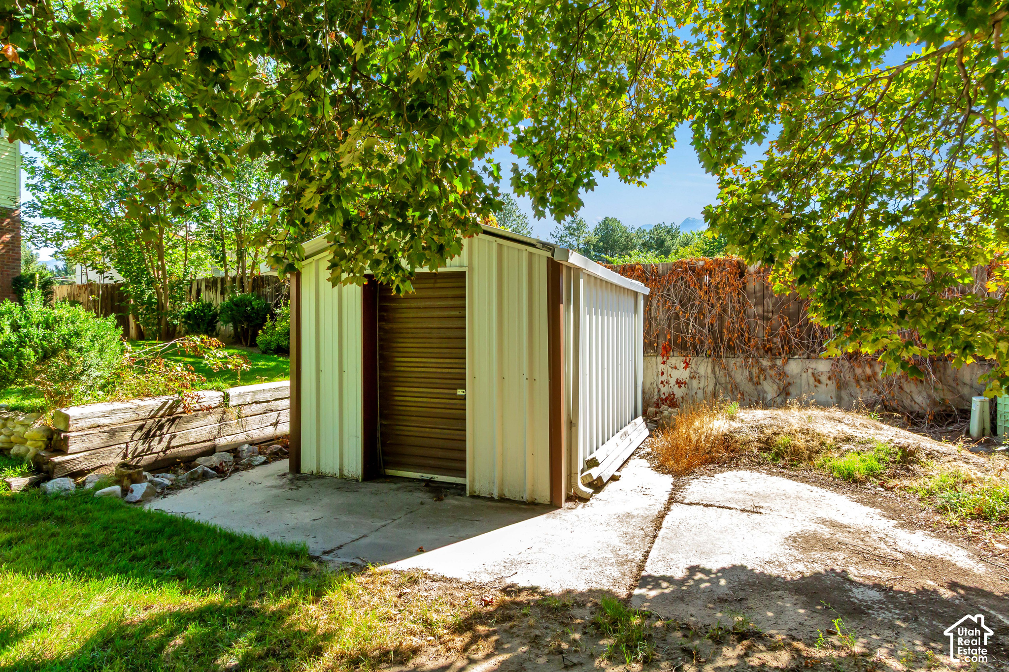 main property photo 49