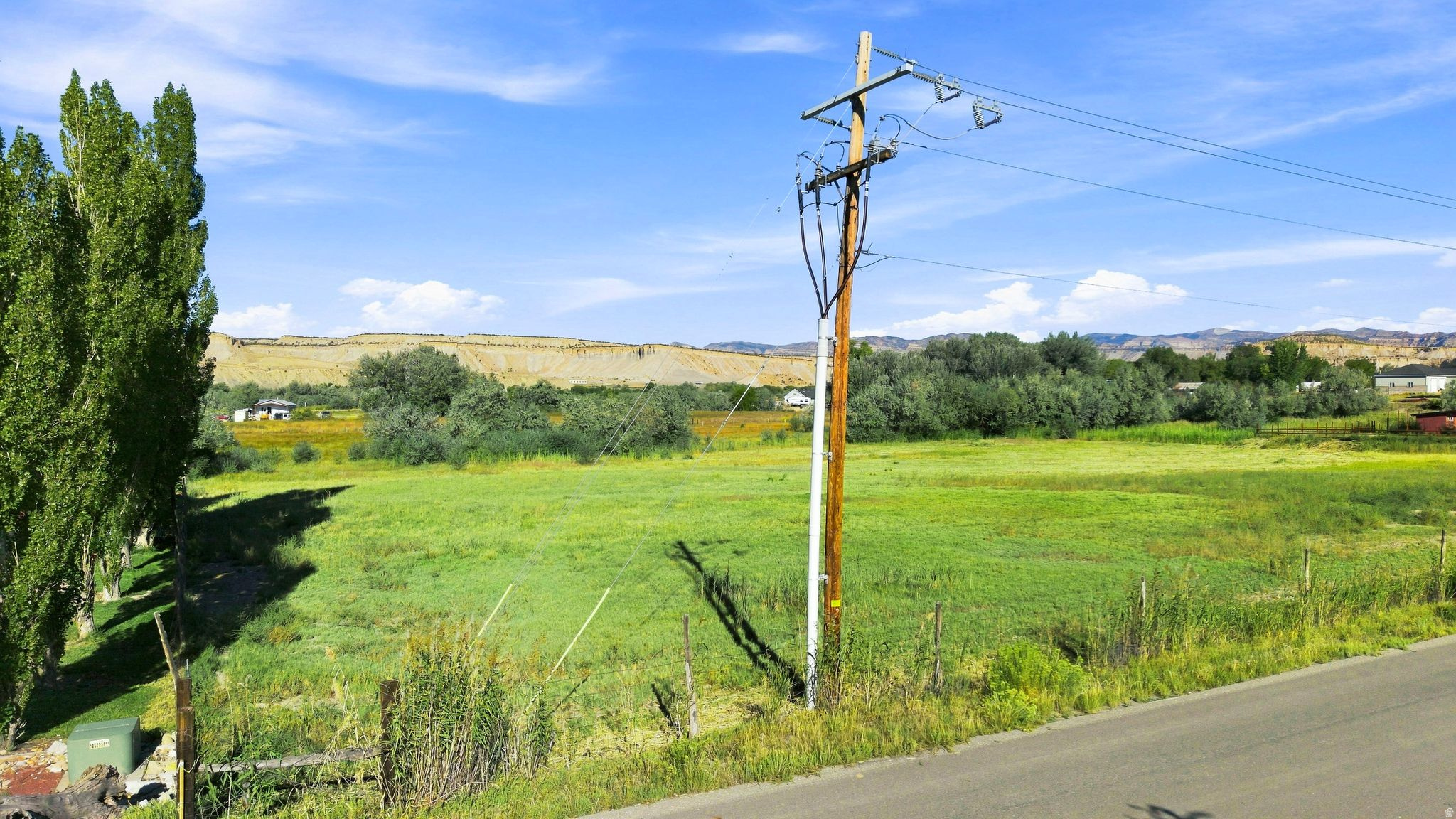 main property photo 18