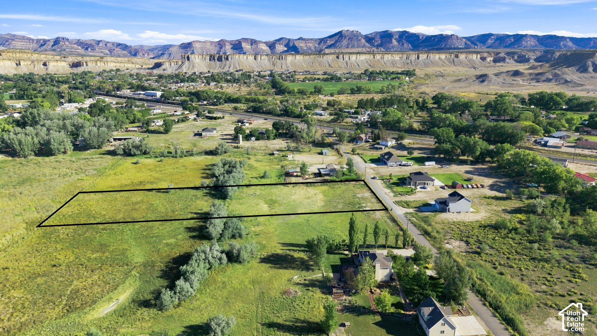 main property photo 20