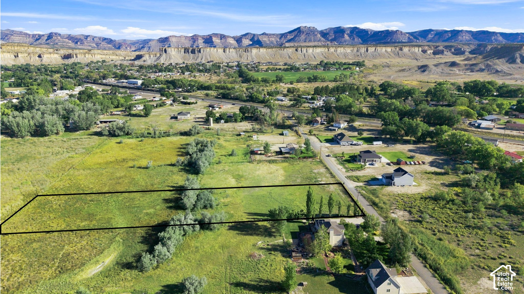 main property photo 19