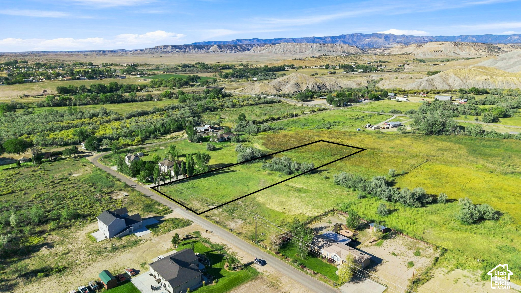 main property photo 20