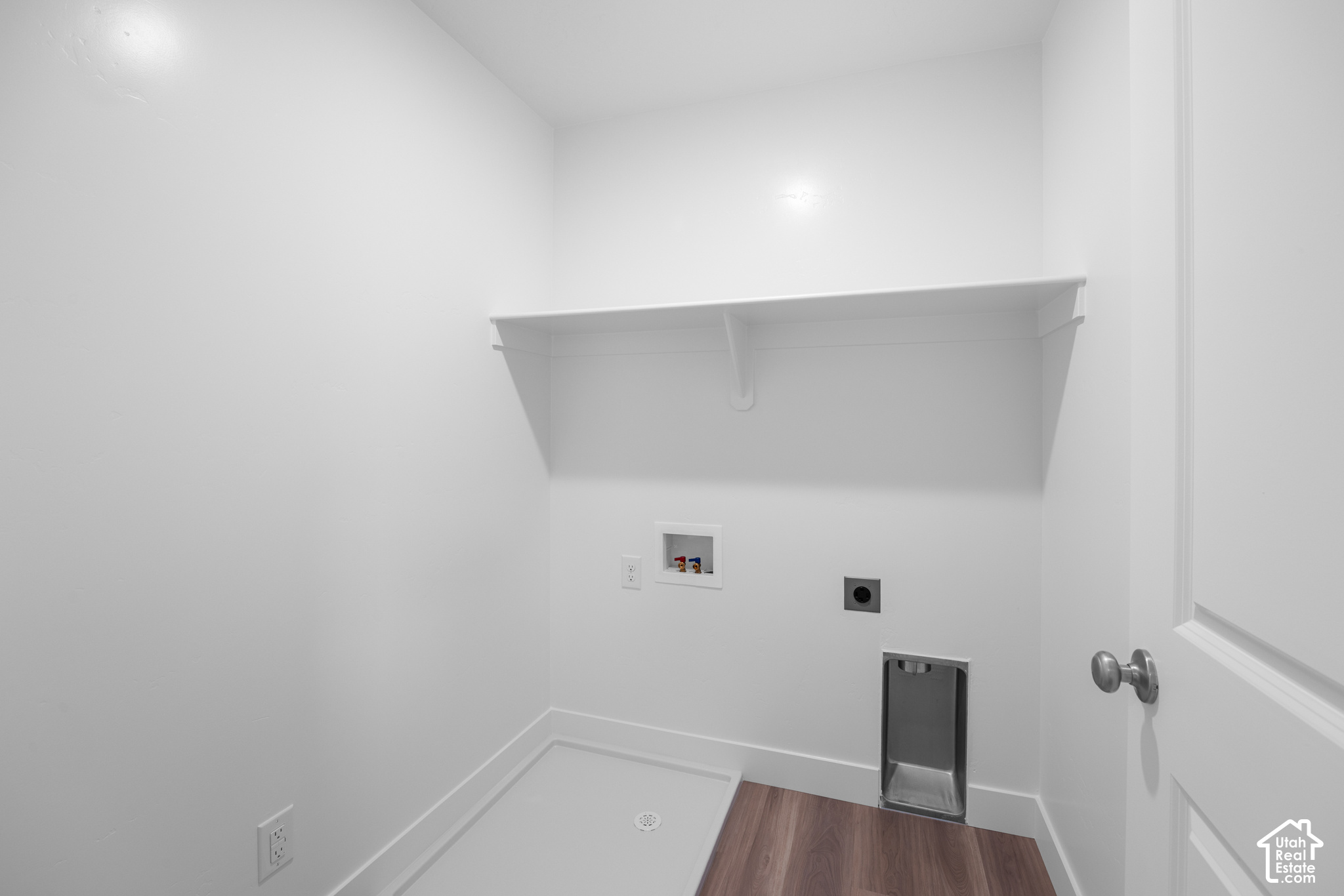 main property photo 17