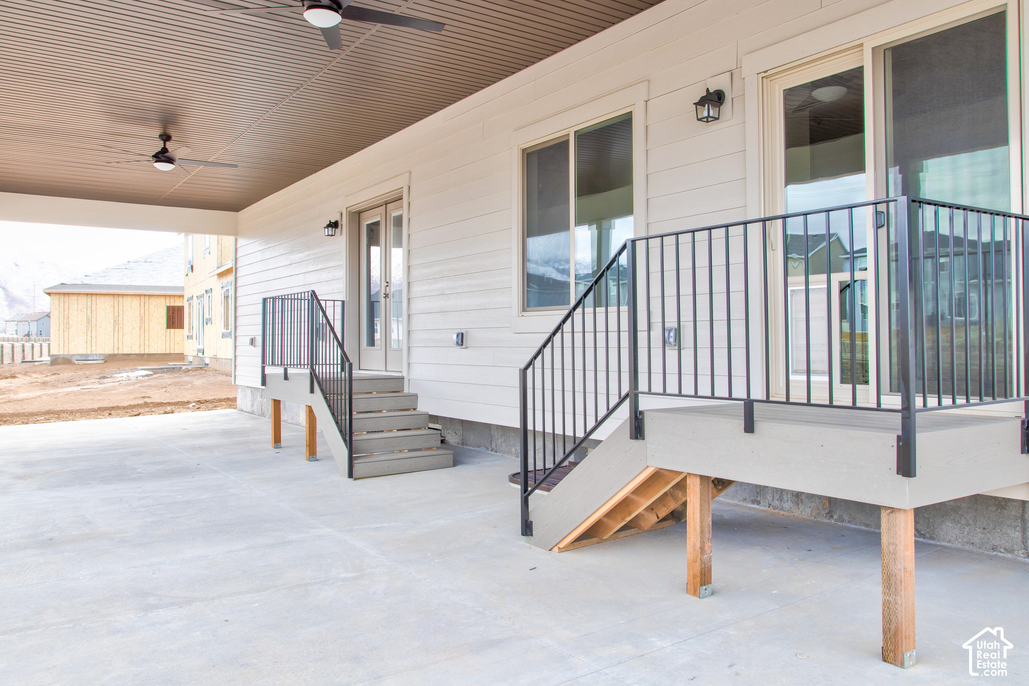 main property photo 29