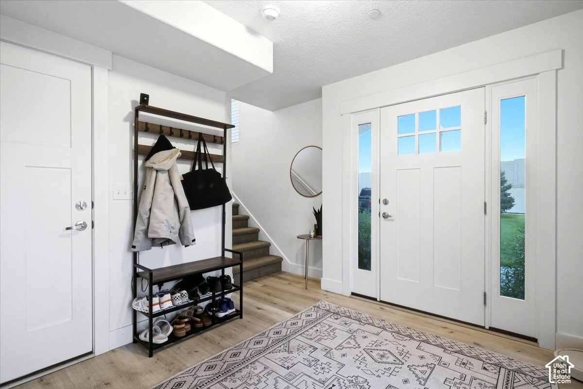 main property photo 6