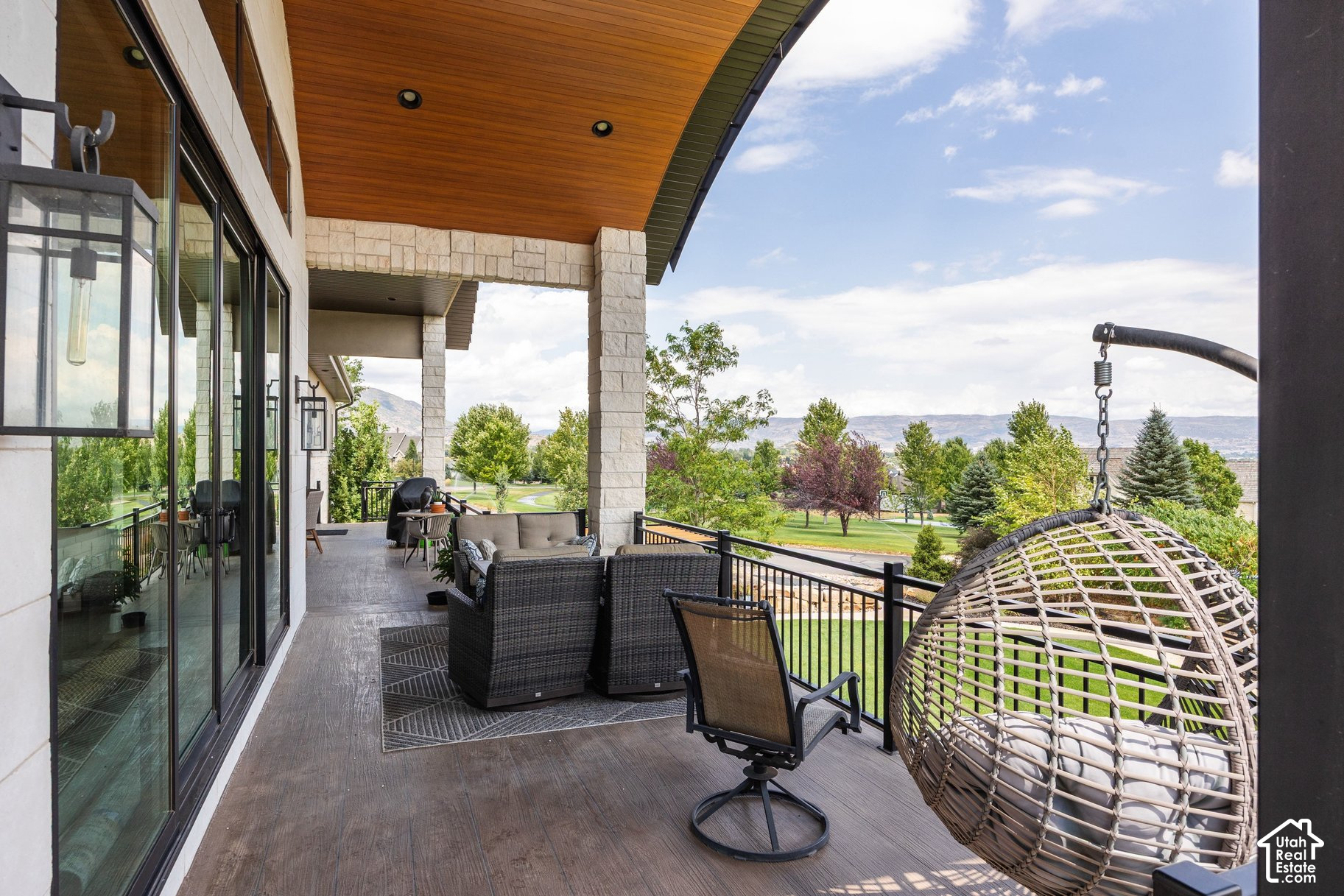 main property photo 54