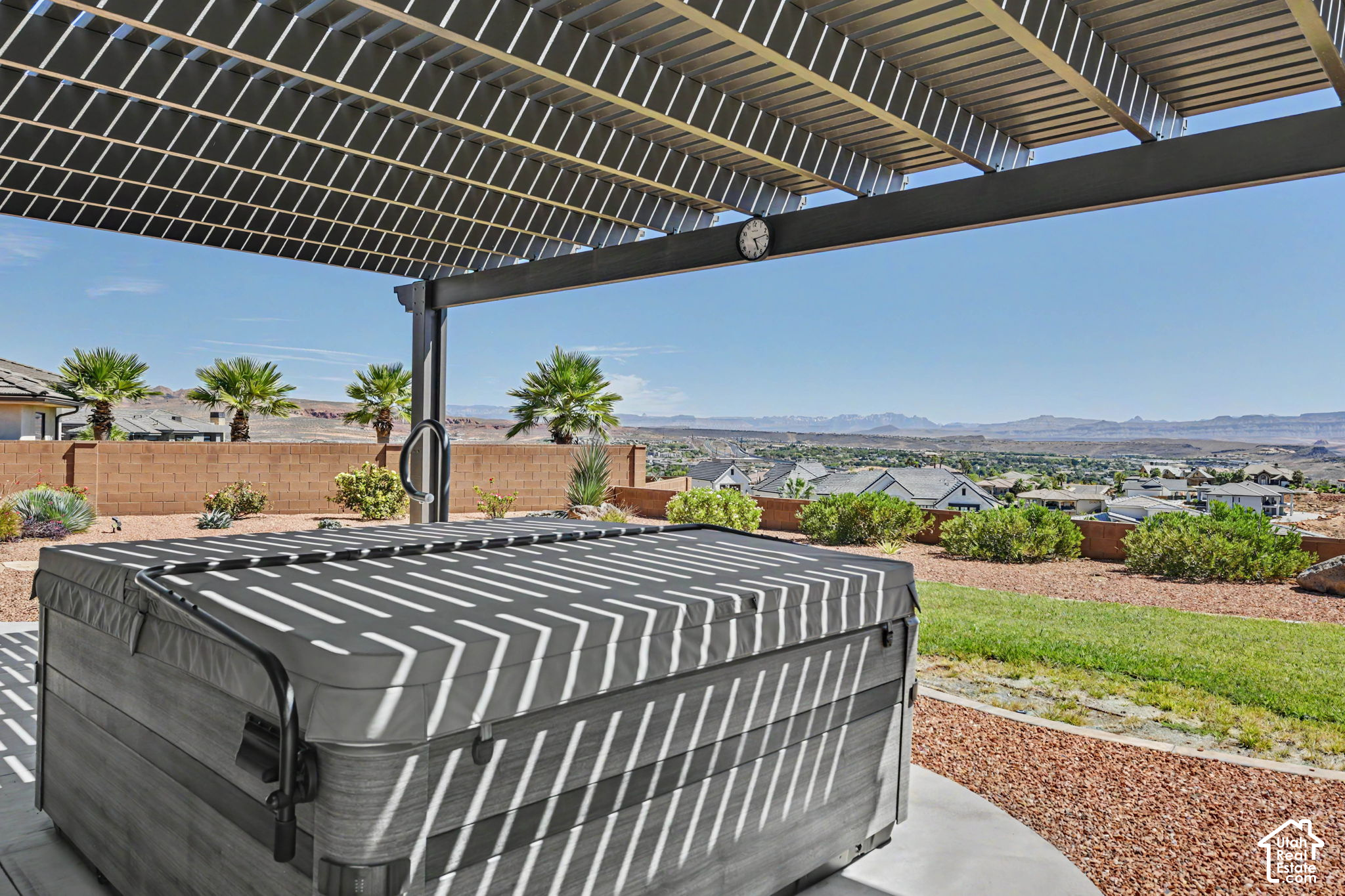 main property photo 26