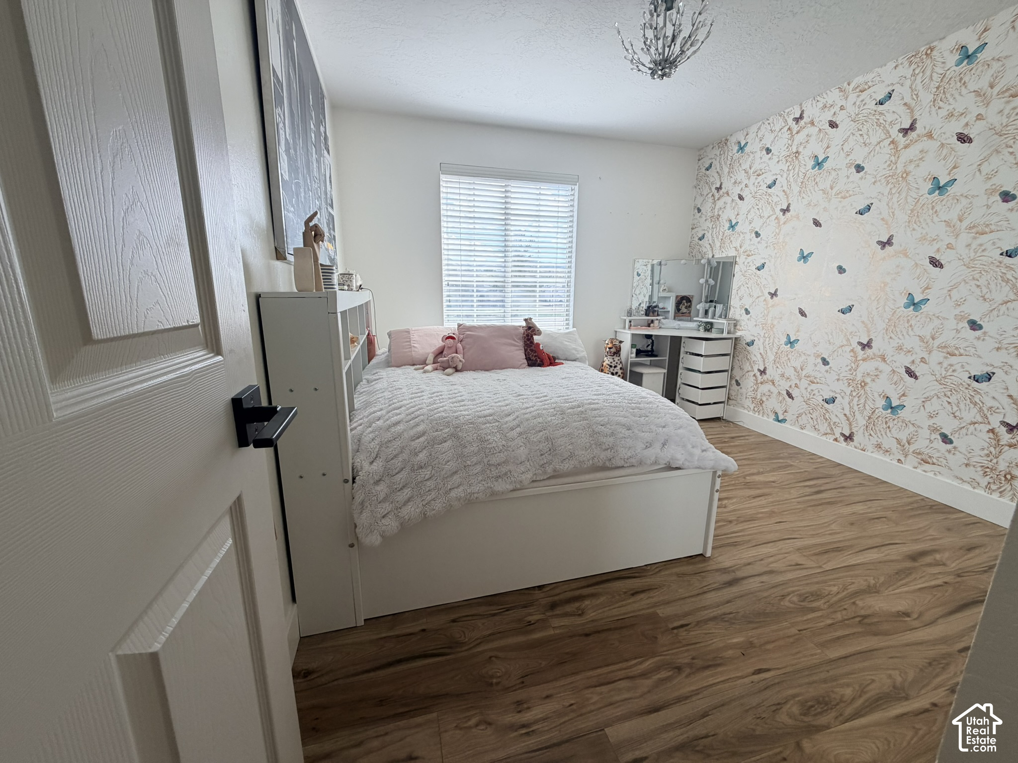 main property photo 18