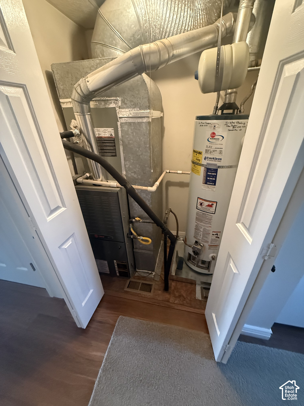 main property photo 16
