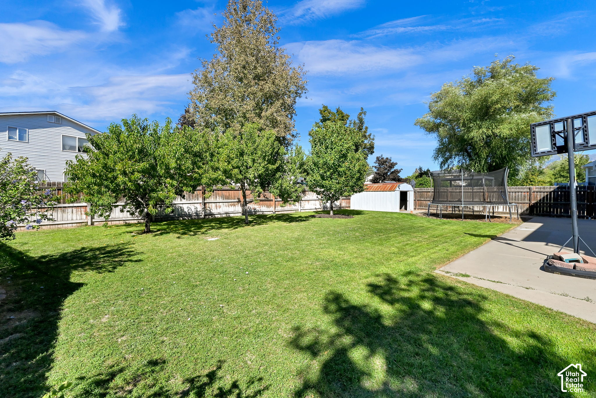 main property photo 19
