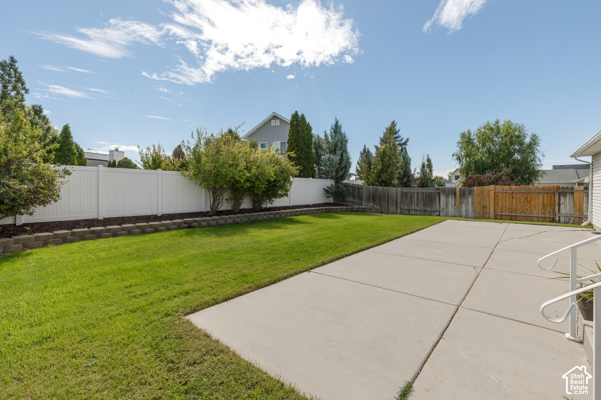 main property photo 24