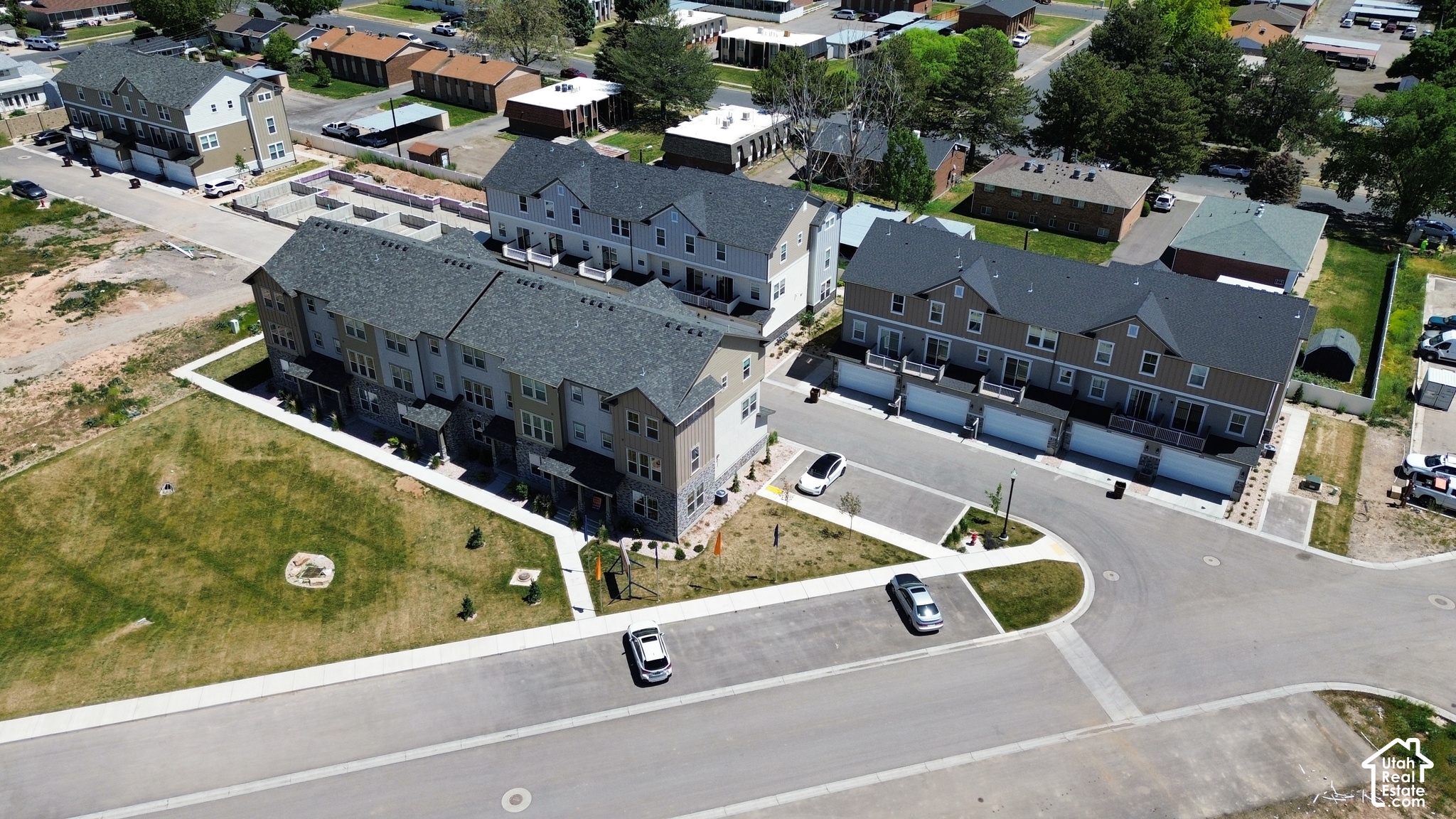 main property photo 19