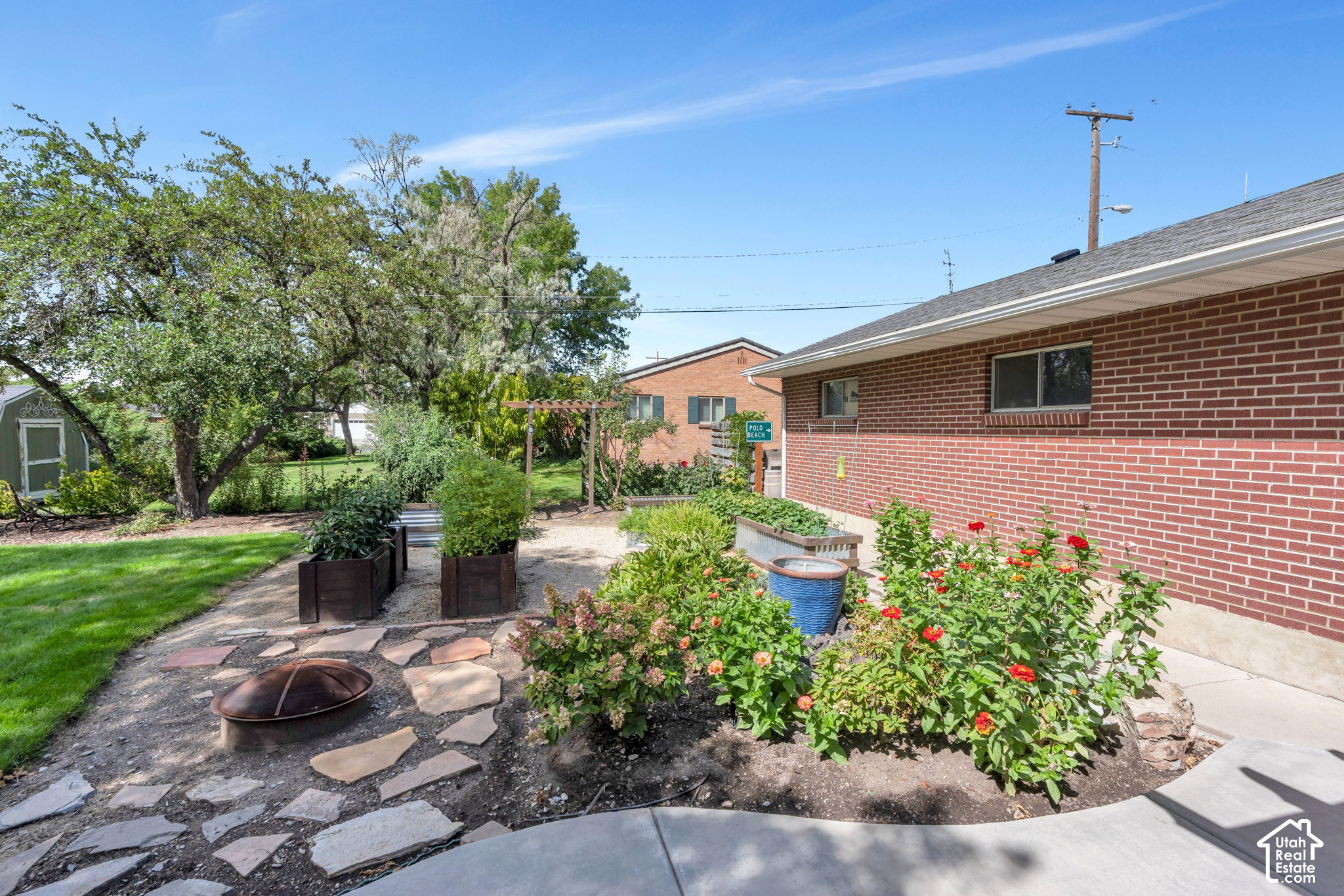 main property photo 31