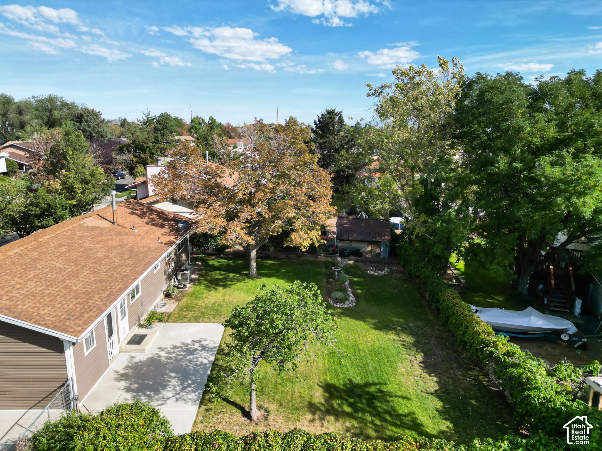 main property photo 26