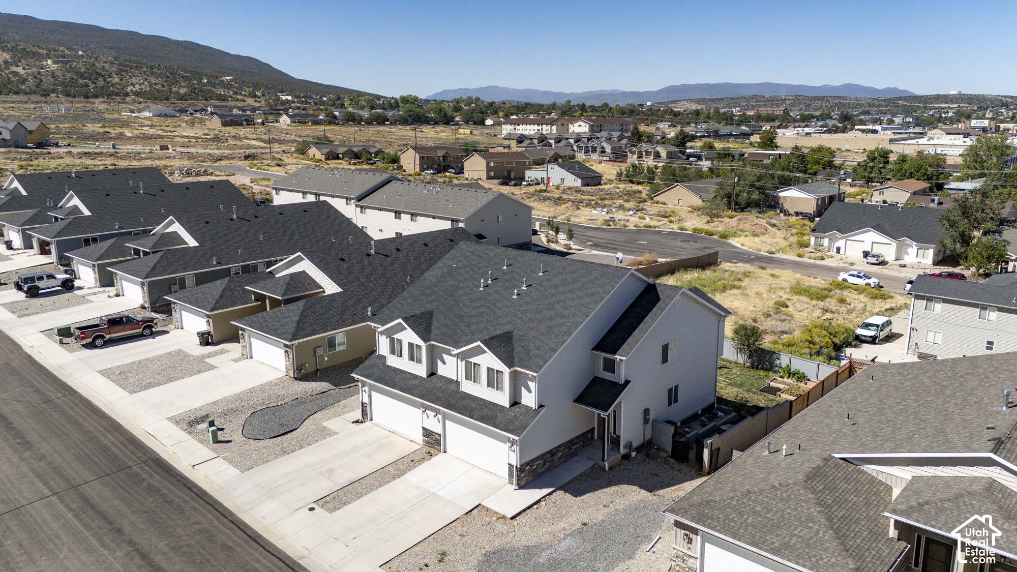 main property photo 44