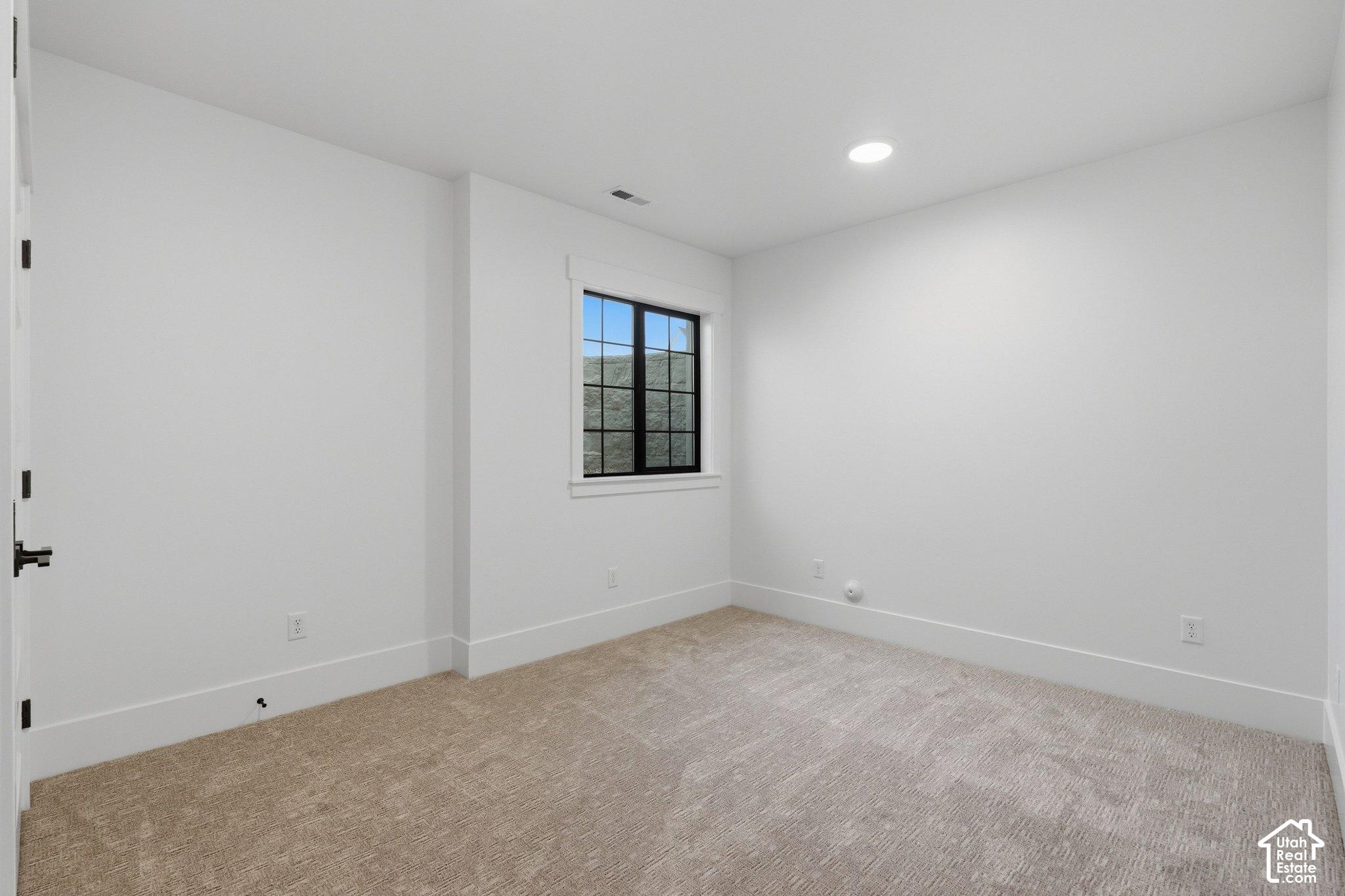 main property photo 88