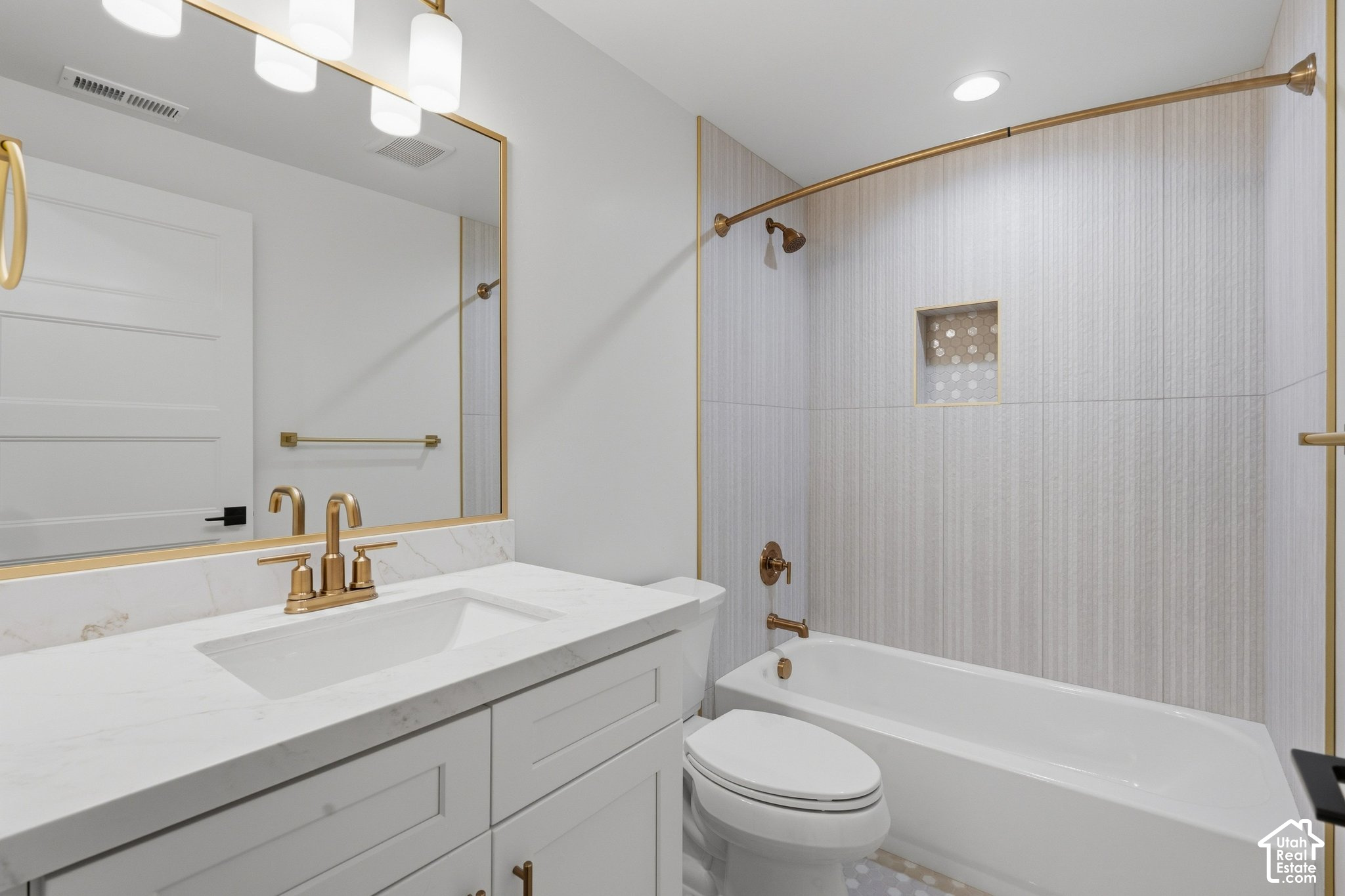 main property photo 90