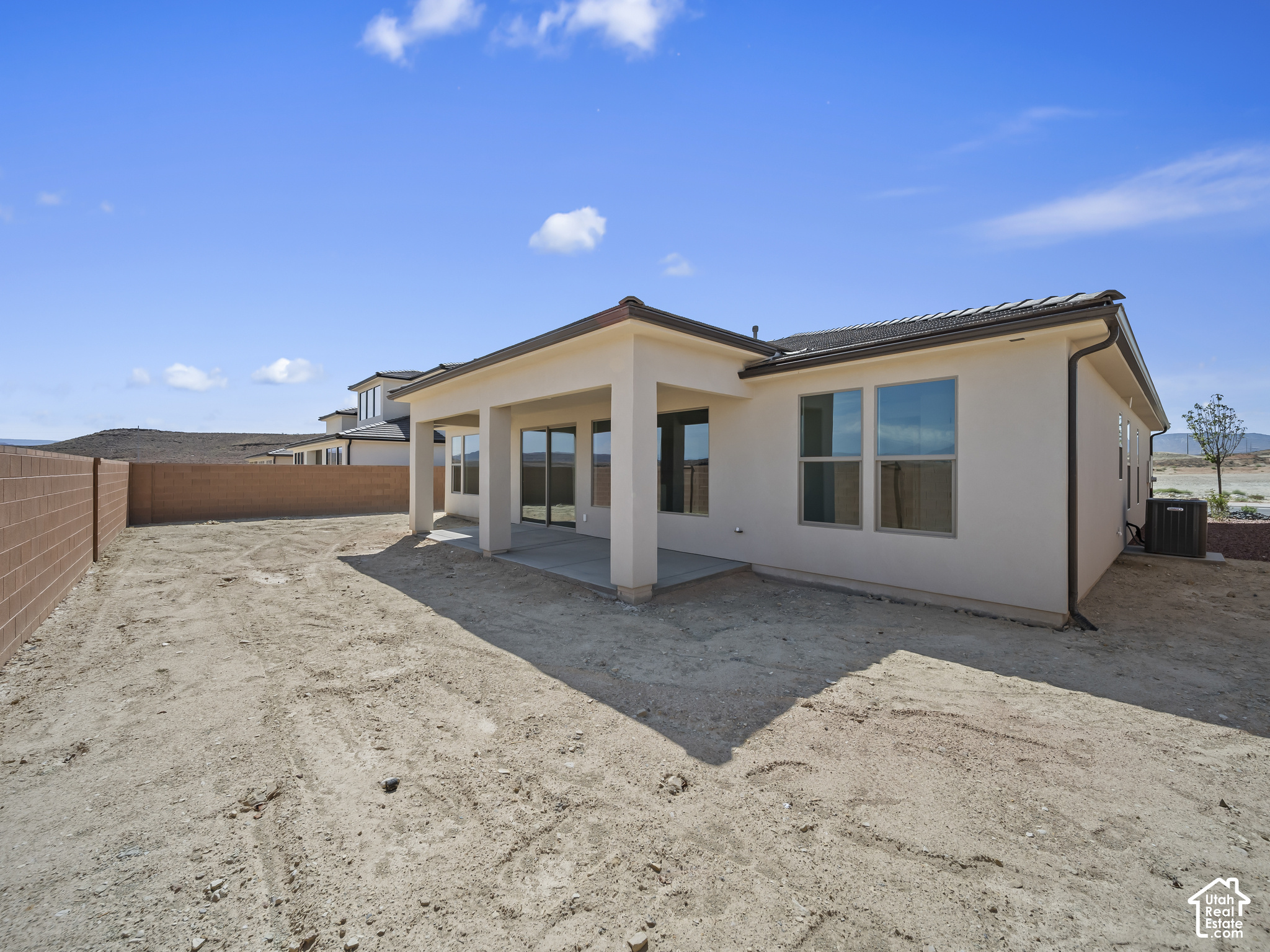 main property photo 36