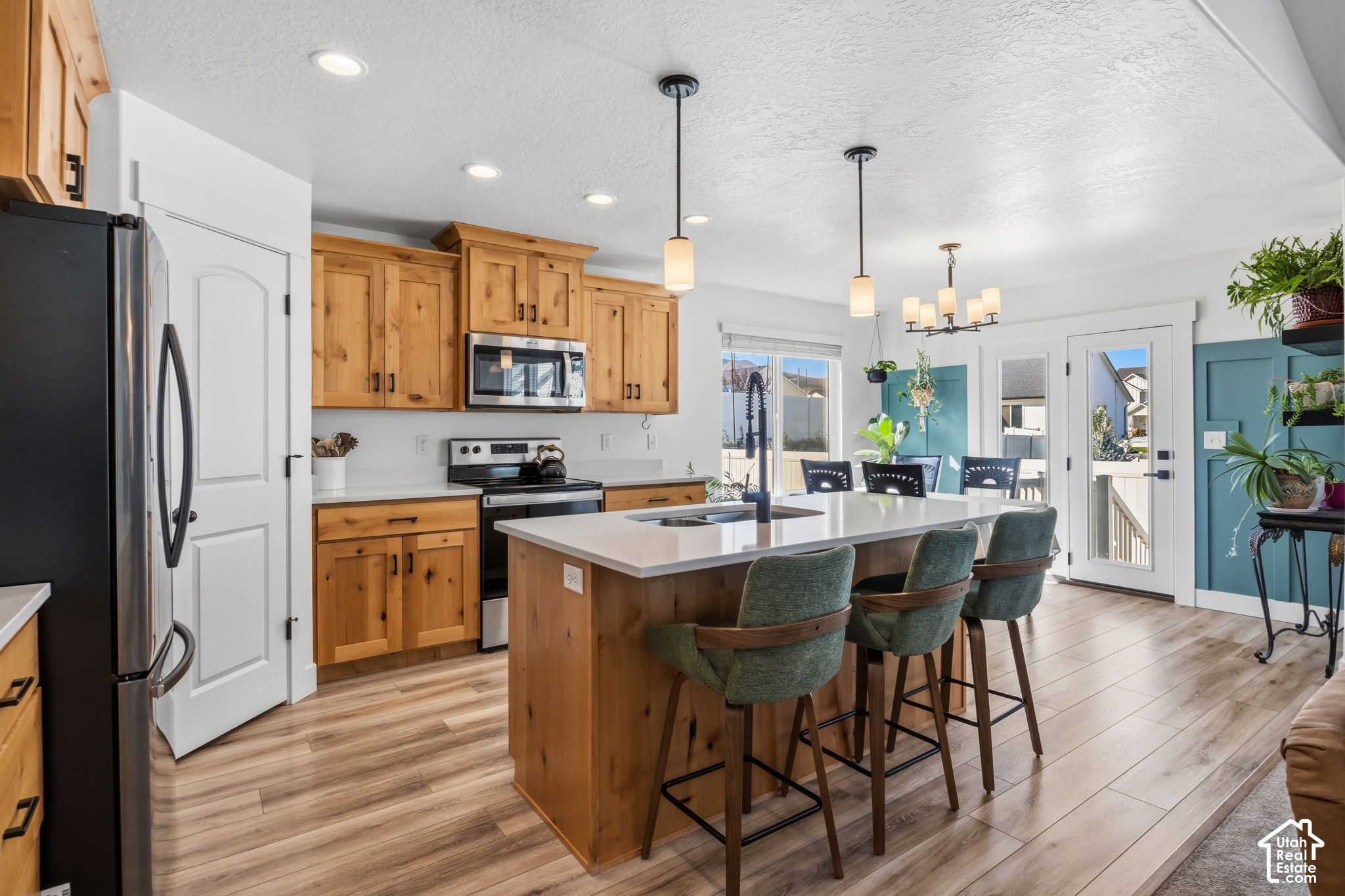 main property photo 15