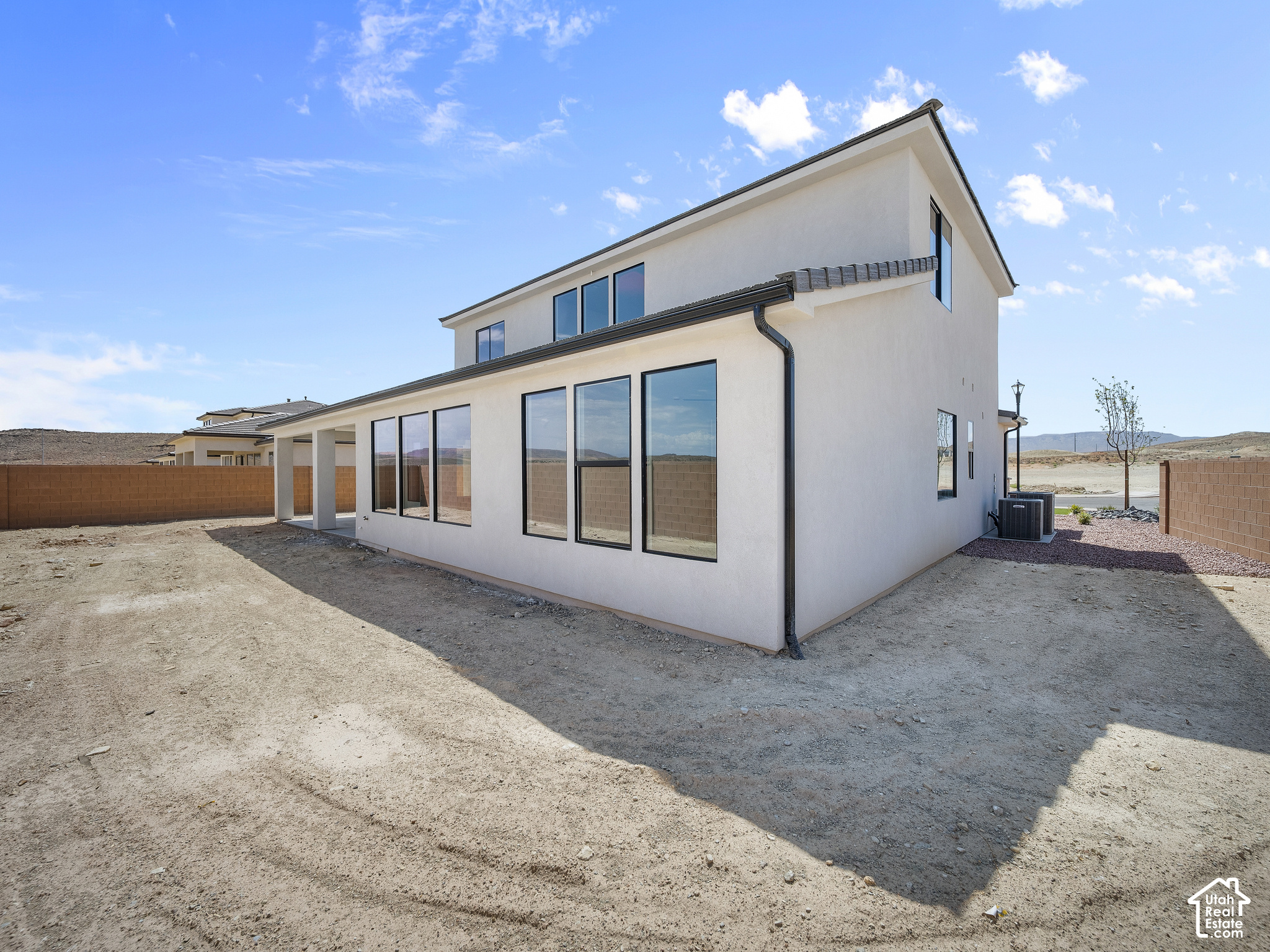 main property photo 51