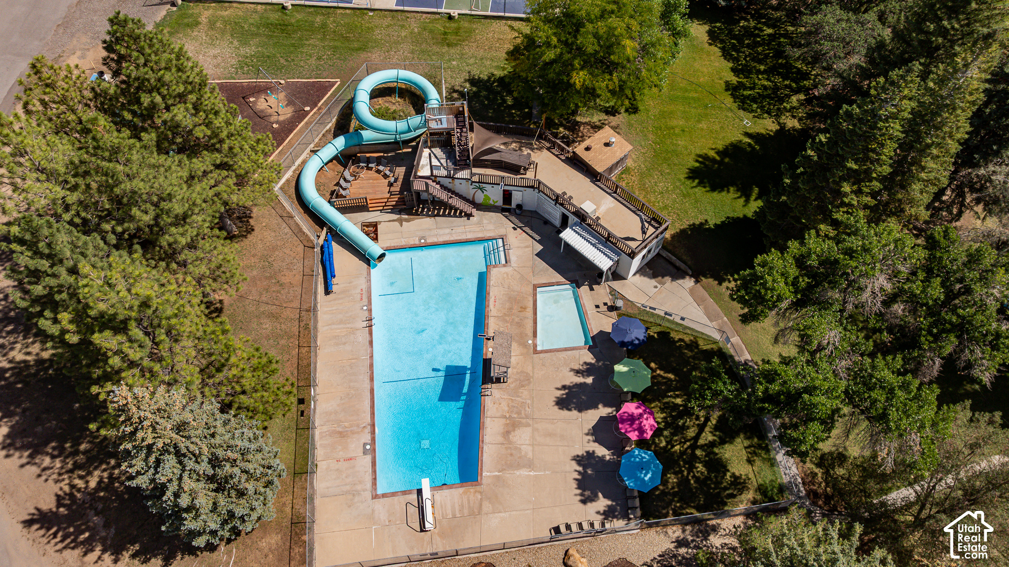 main property photo 50