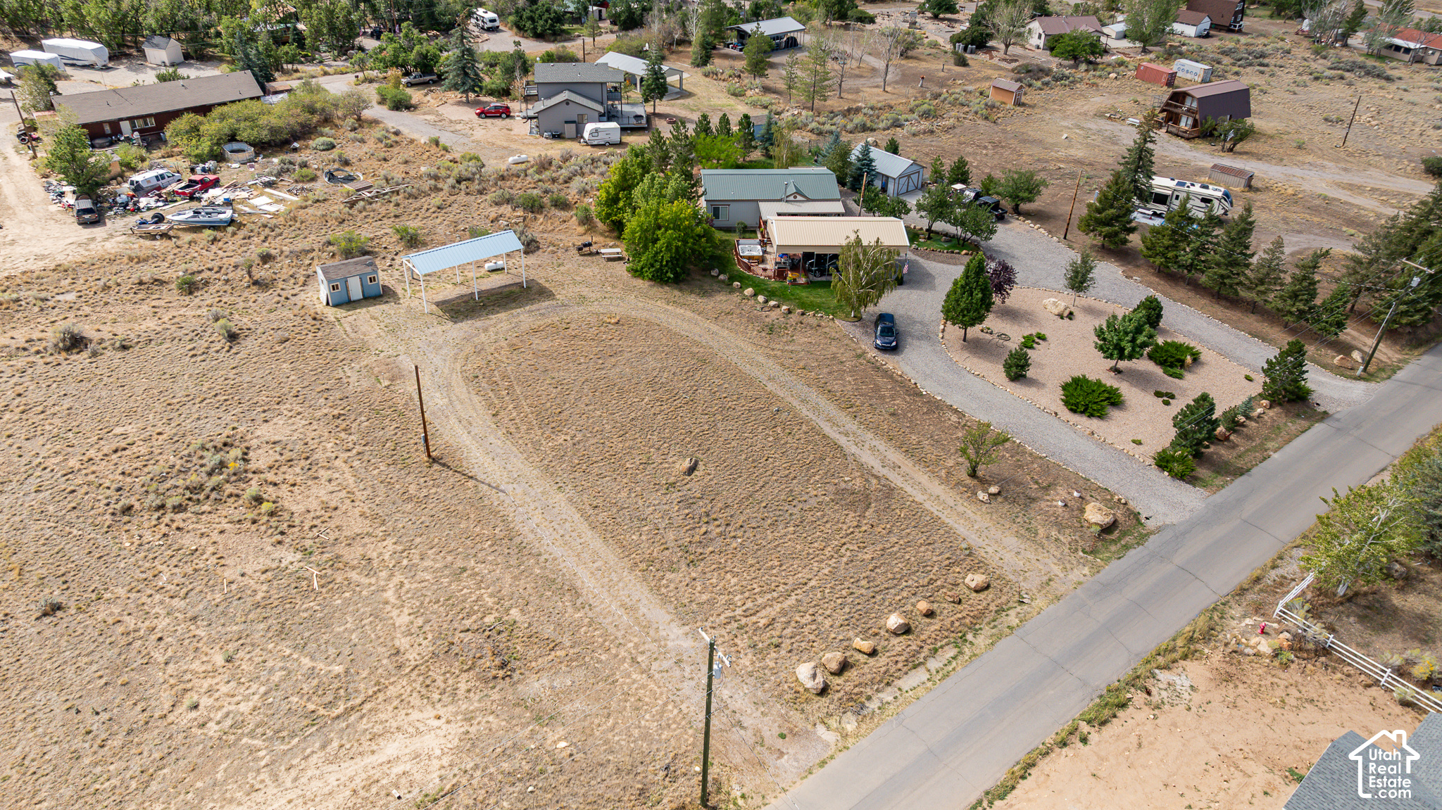 main property photo 6
