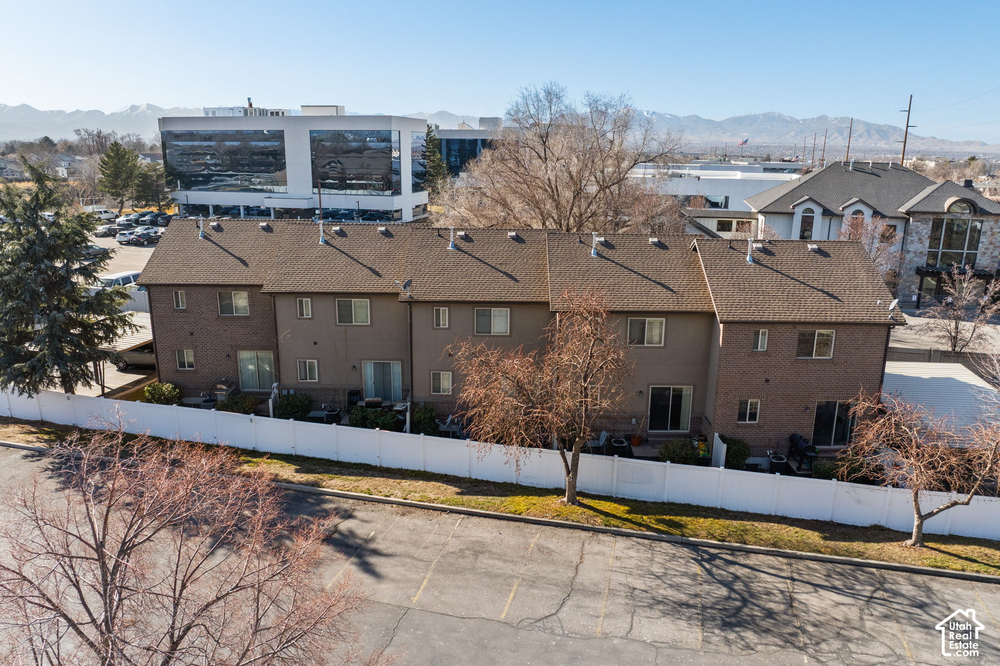 main property photo 51